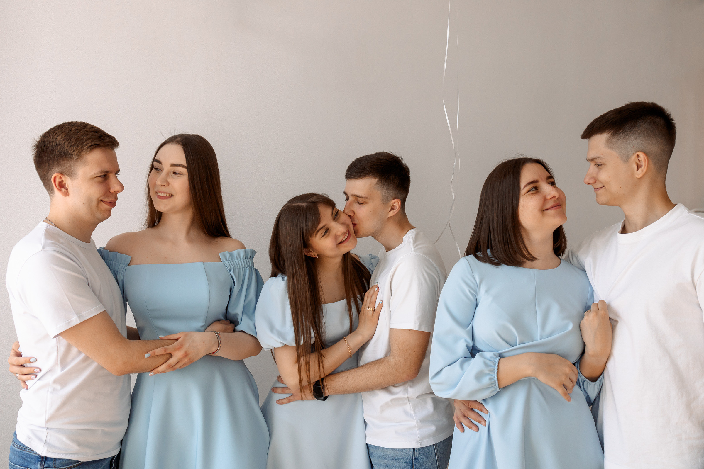 Семейная съемка первого тортика. Семейный Фотограф в Москве Евгения Симоненко