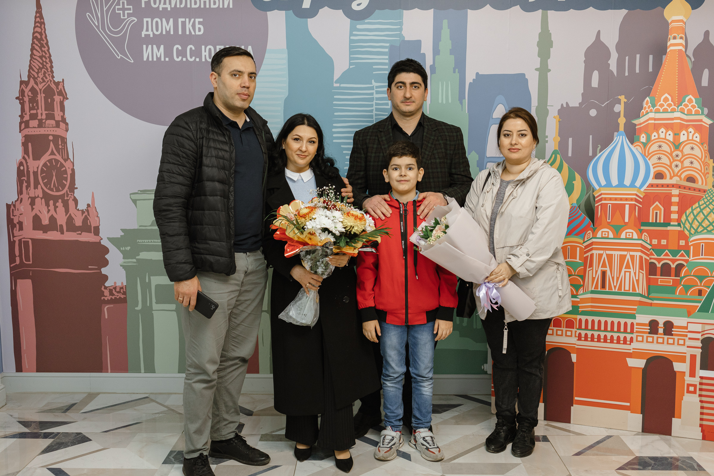 Сара выписка из роддома