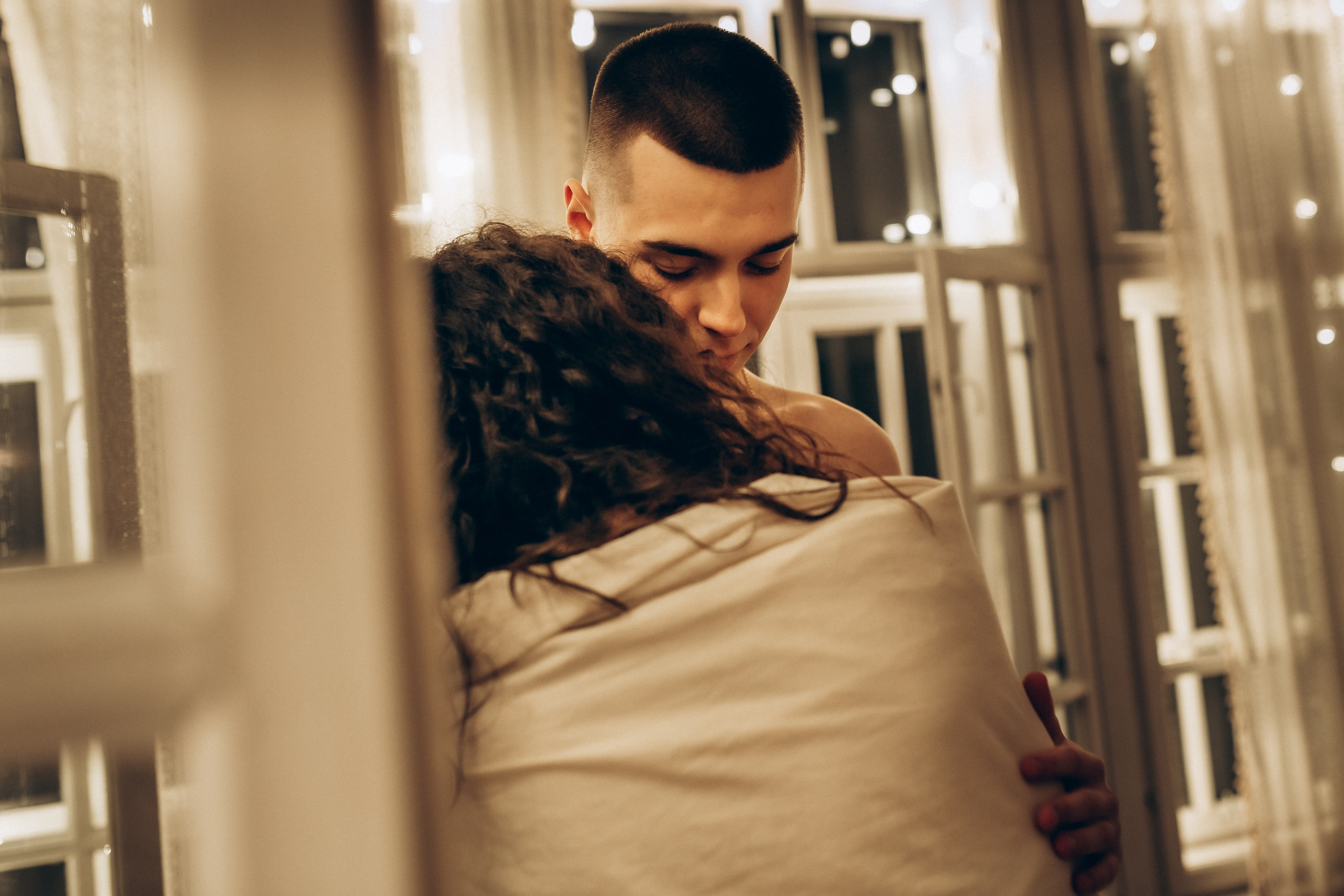 LoveStory Никита и Лиза в студии. Фотограф Санкт-Петербург Князева Елизавета