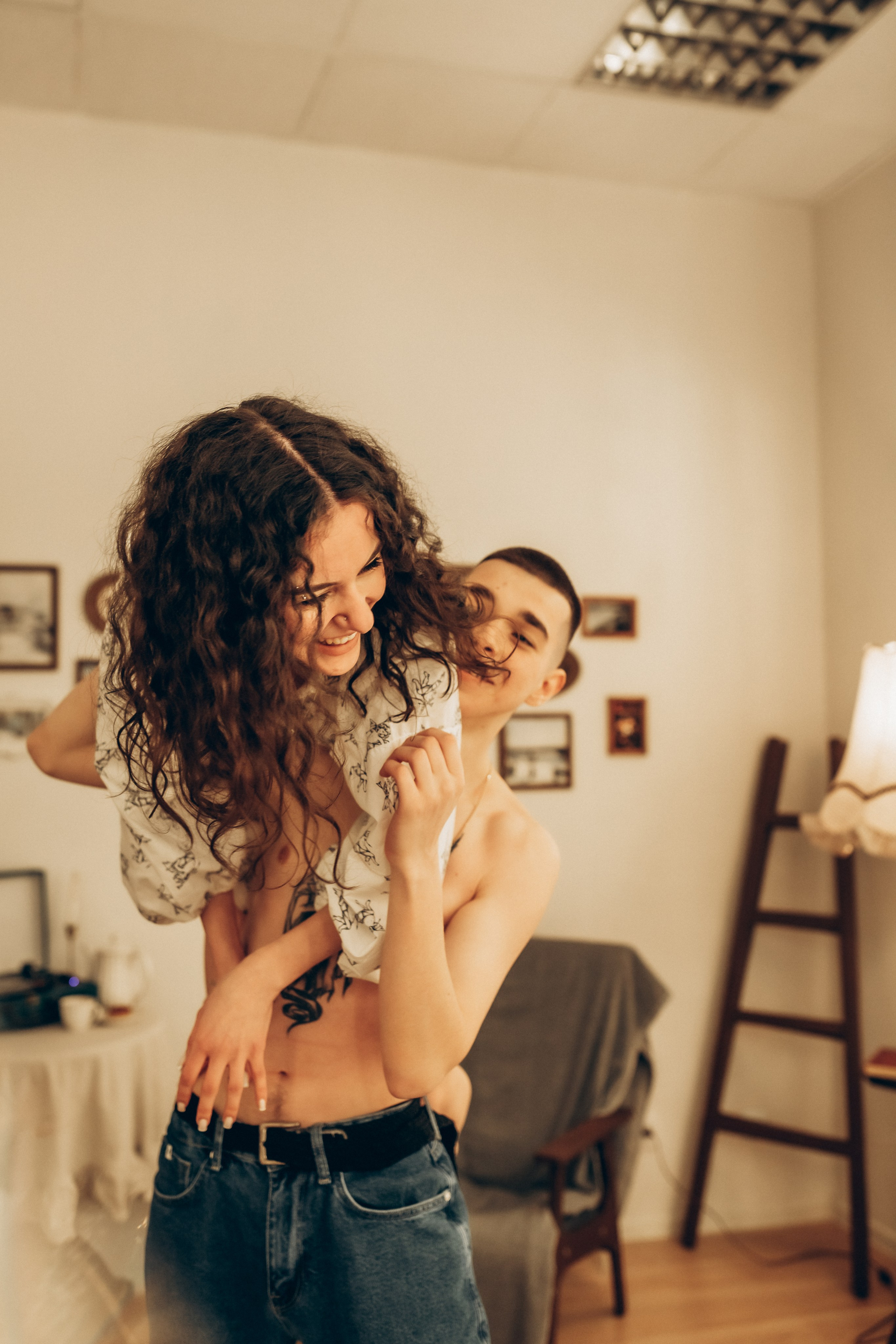 LoveStory Никита и Лиза в студии. Фотограф Санкт-Петербург Князева Елизавета