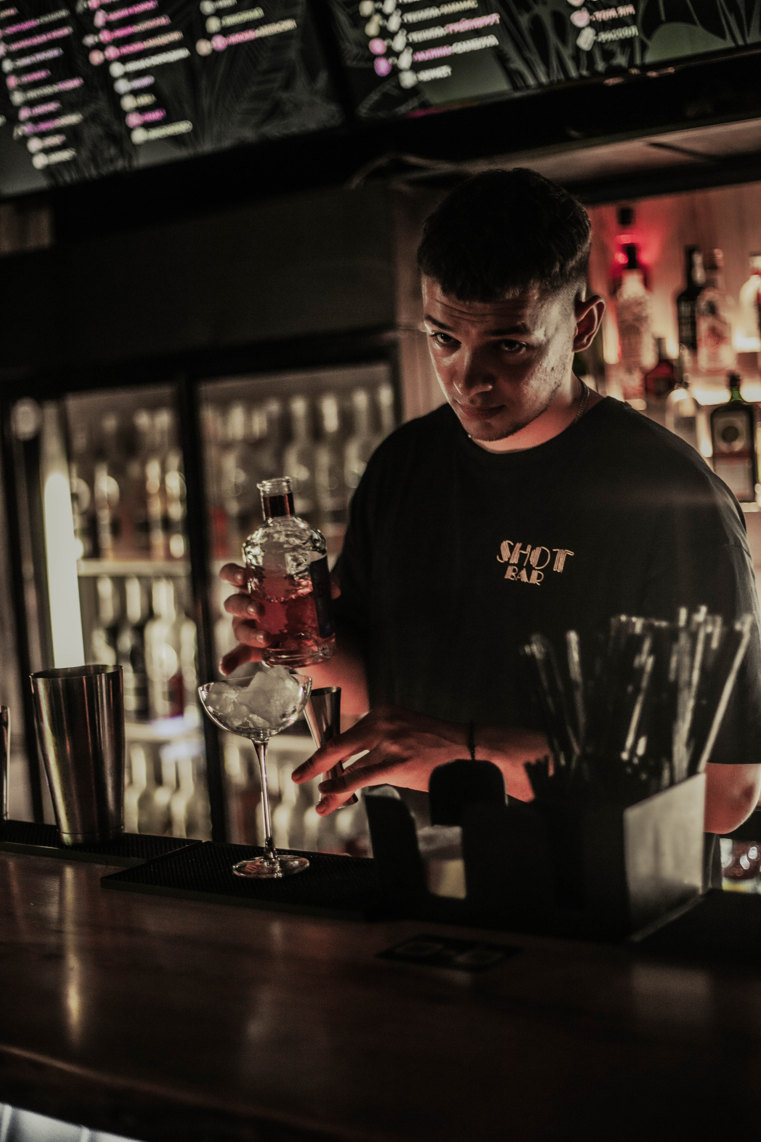 Шот Бар. Уличный фотограф Города N