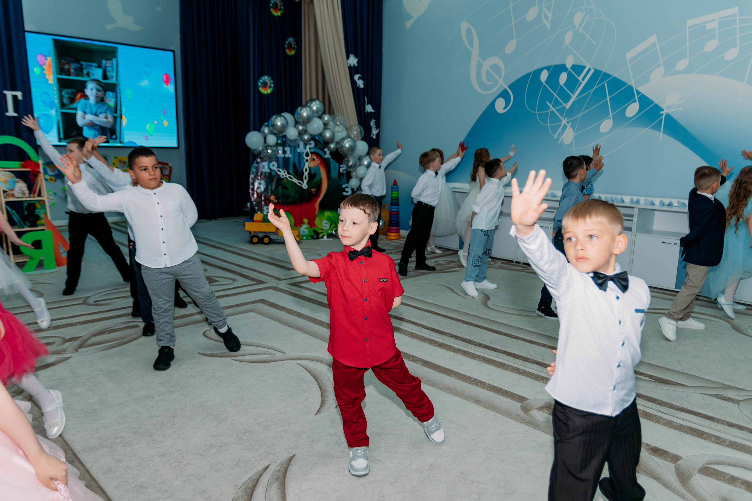 Выпускной 2024 детский сад 4. Фотограф Алёна Царькова. Киселевск