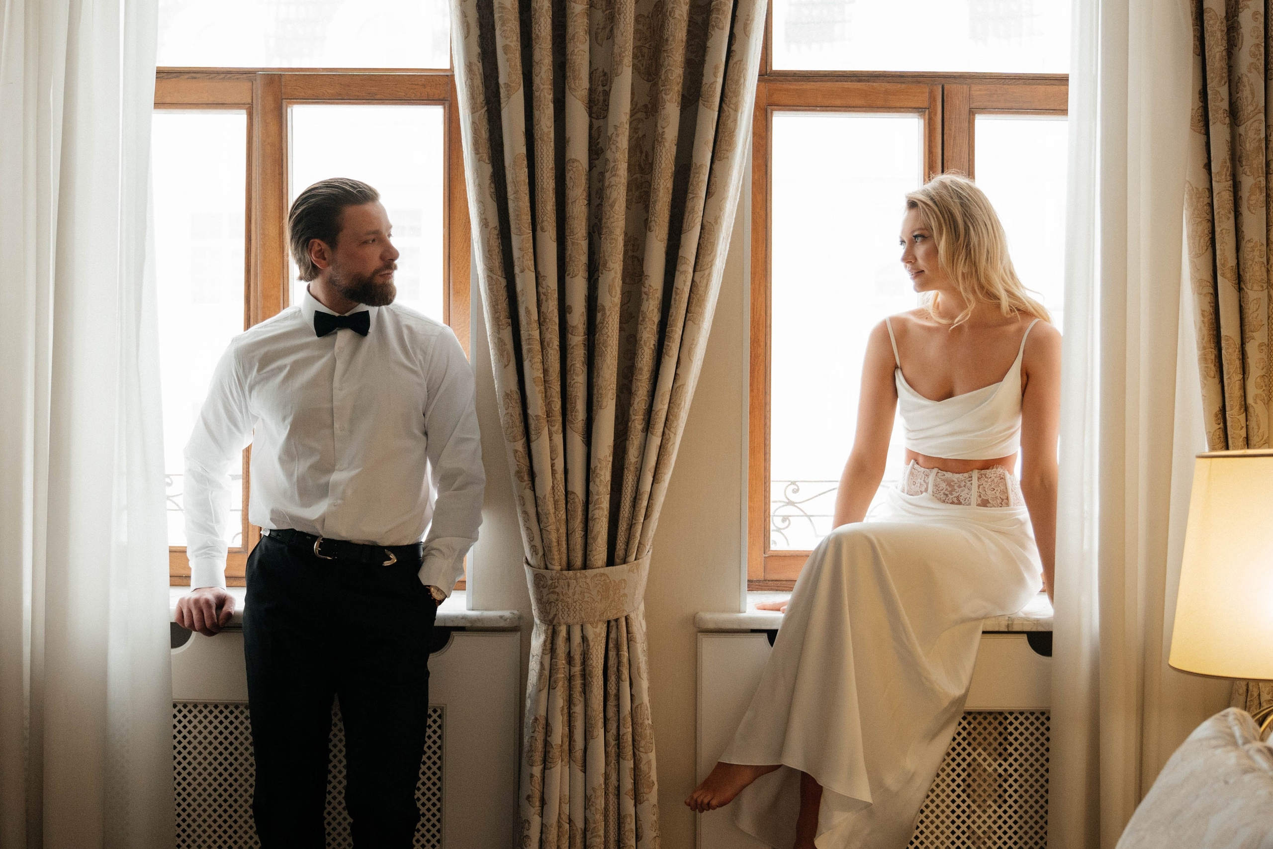 Алексей и Анастасия, творческая съемка в отеле Амбассадор. Свадебный фотограф Москва Александра Аверкова