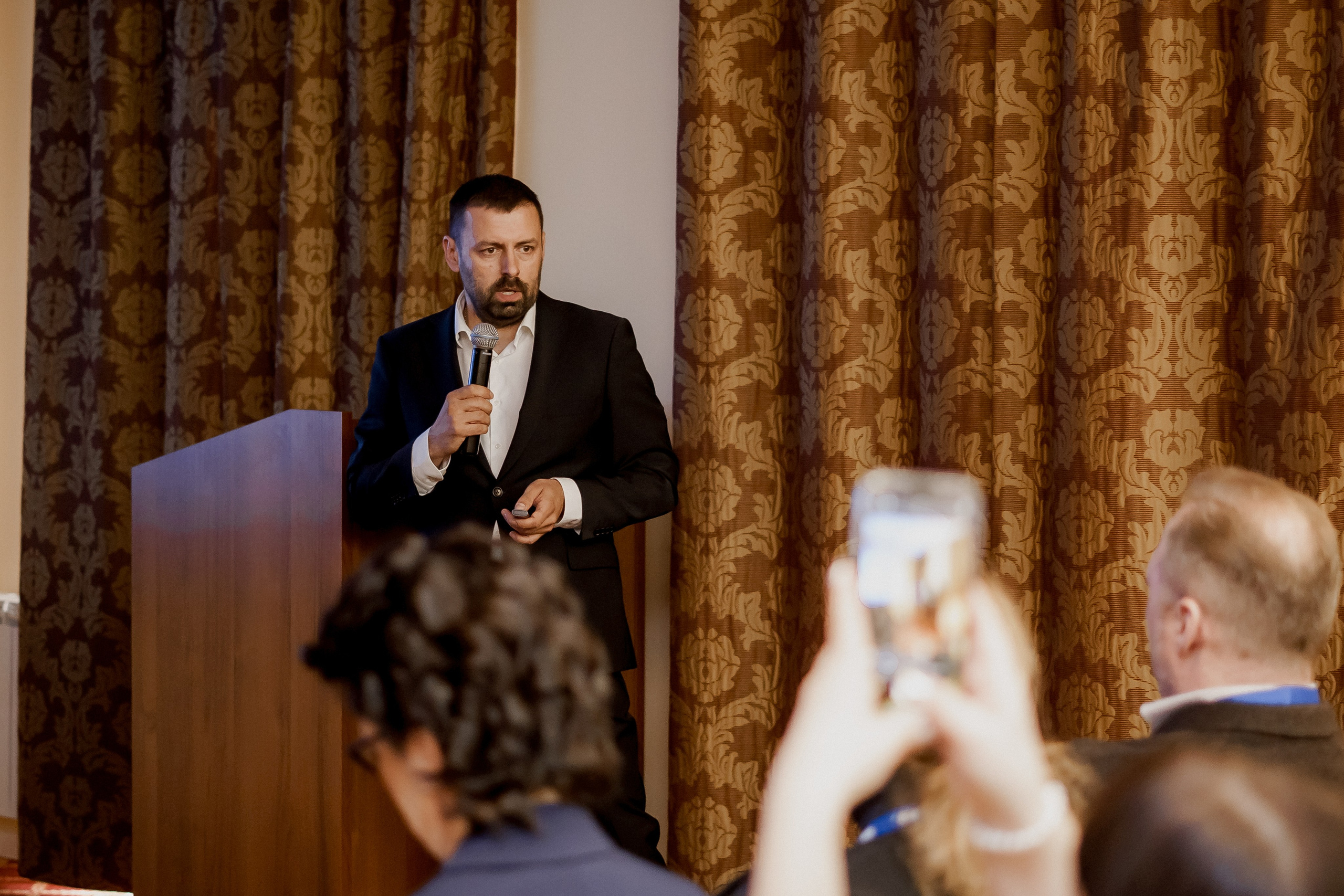 Втб. Фотограф Валерия Крахмалева