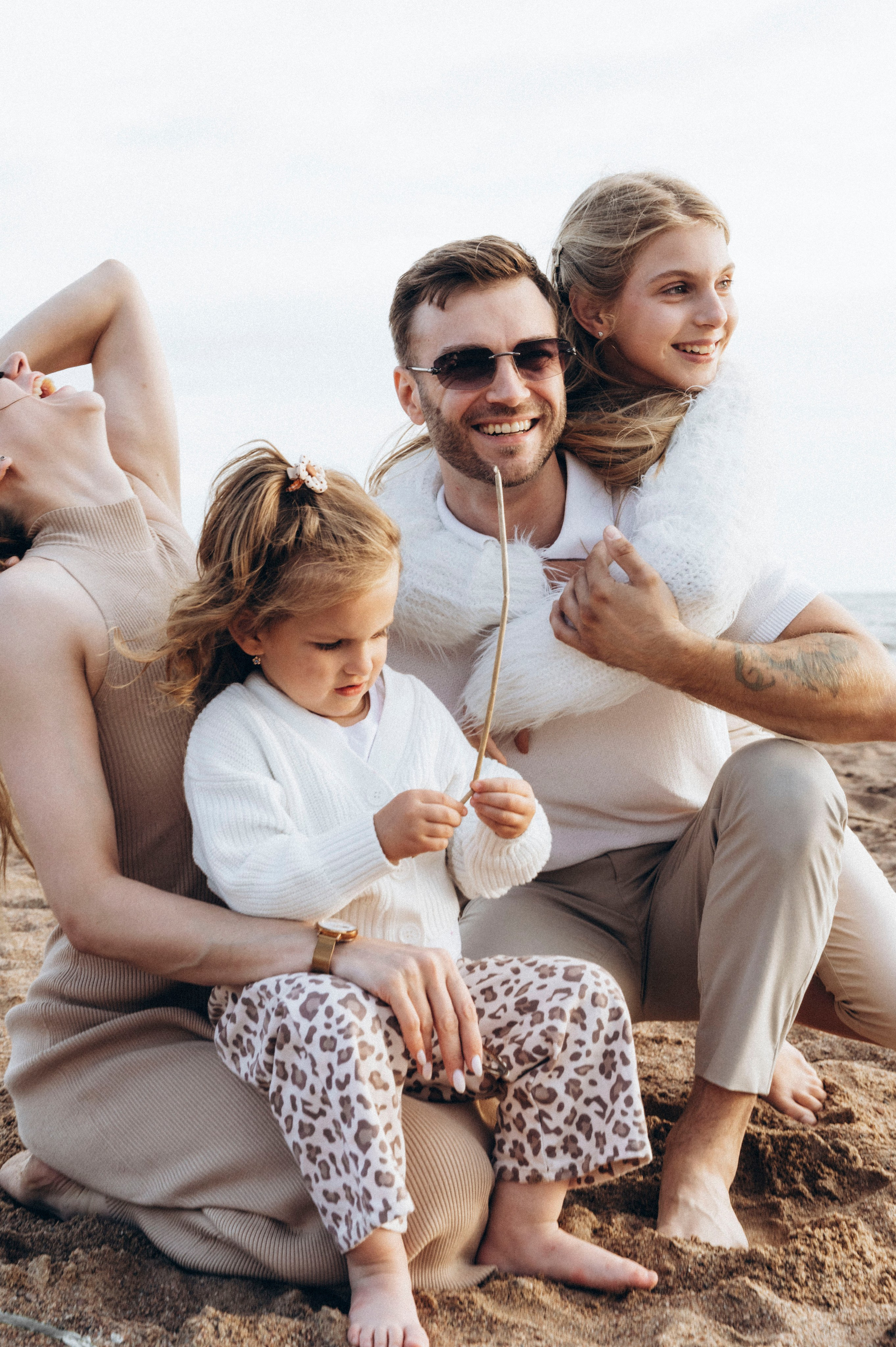 Валерия. Профессиональный фотограф беременности в СПБ. Стильные фотосессии беременности в стиле минимализм и классическая фотография