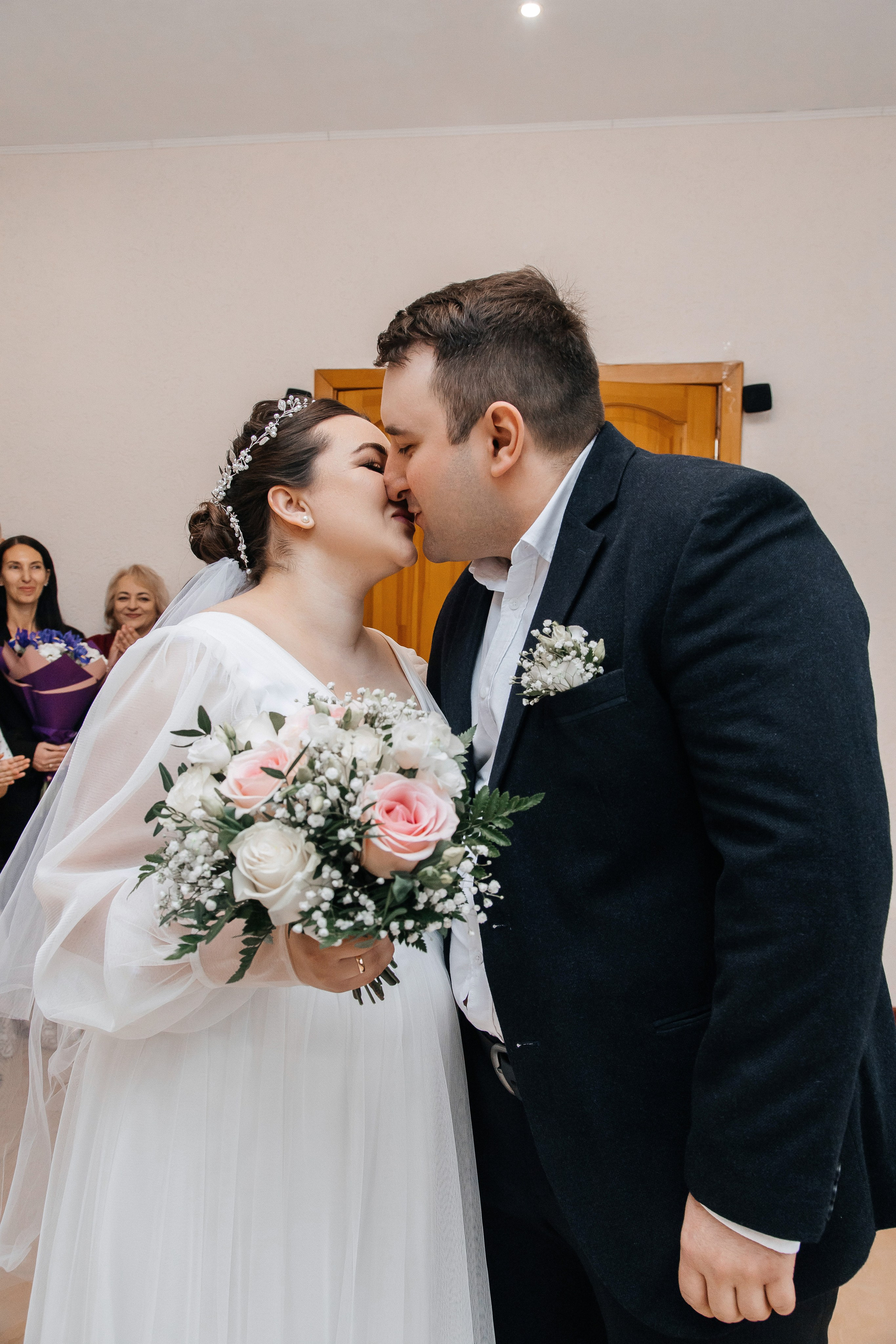 S & E. Street photographer