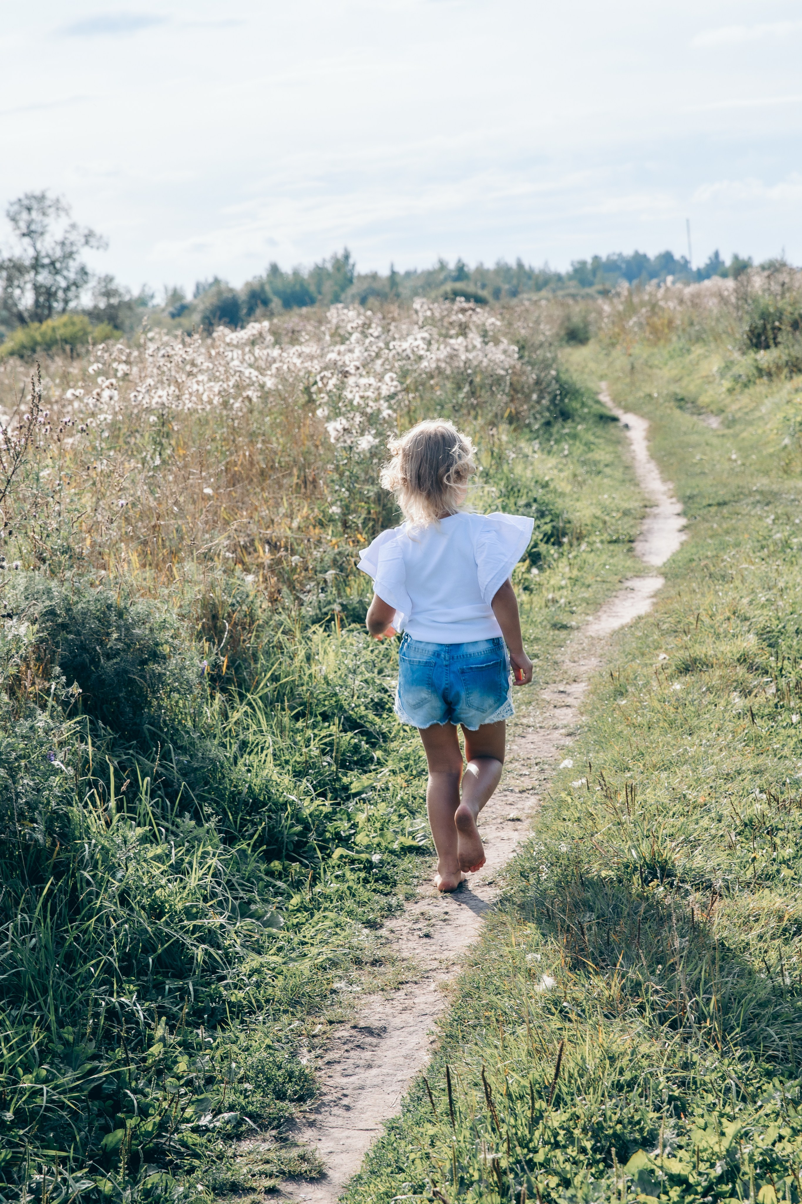 Наташа, Вадим, Арина, Тая и Пета. Август 2024. Фотограф в Санкт-Петербурге Алена Сертакова