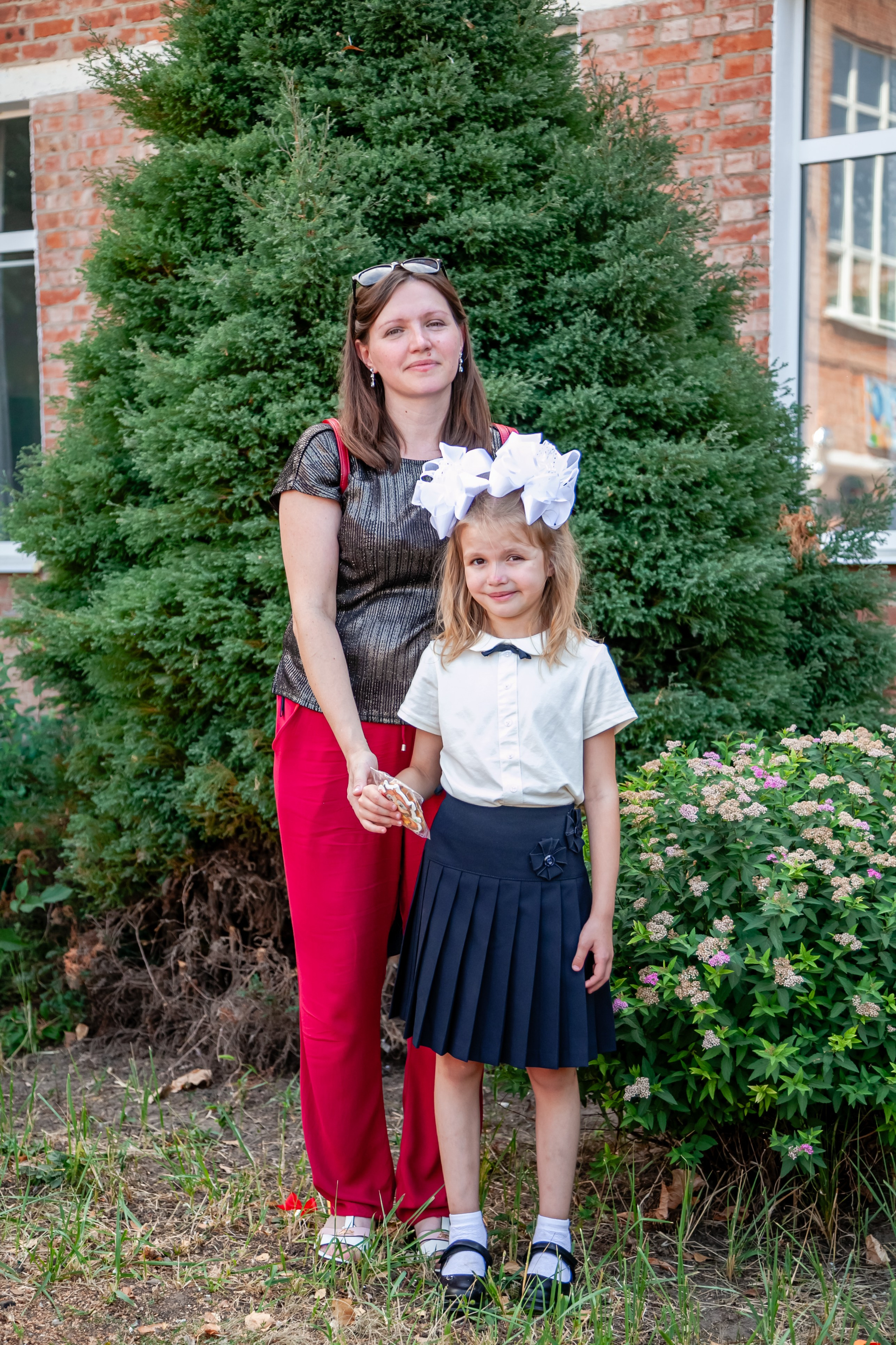 1 сентября линейка. Свадебный и семейный фотограф в Армавире