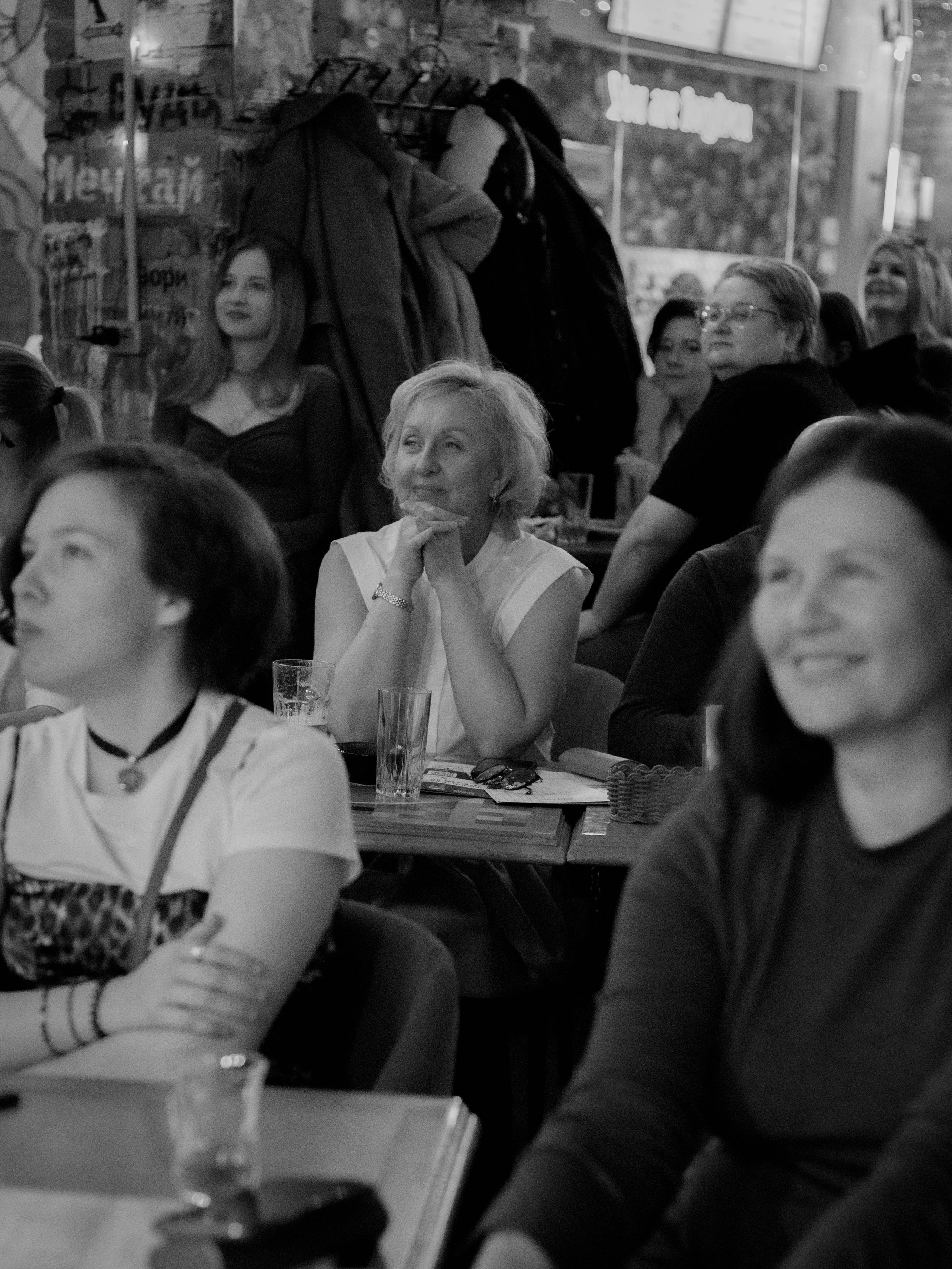 Концерт Огнева и Аня из Питера. Репортажный фотограф в Новосибирске Алена Помазунова