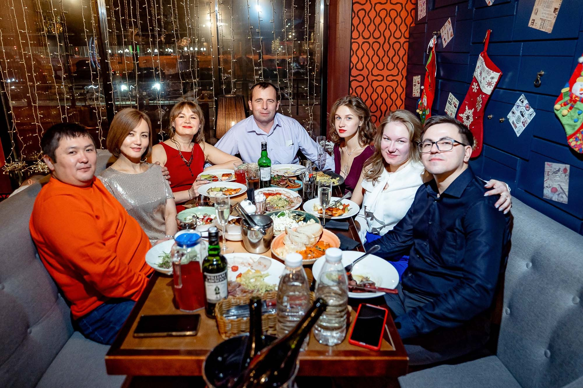 Новый год 2024 в Peoples. Сергей Кошкин. Репортажная и ивент-фотография в Сургуте