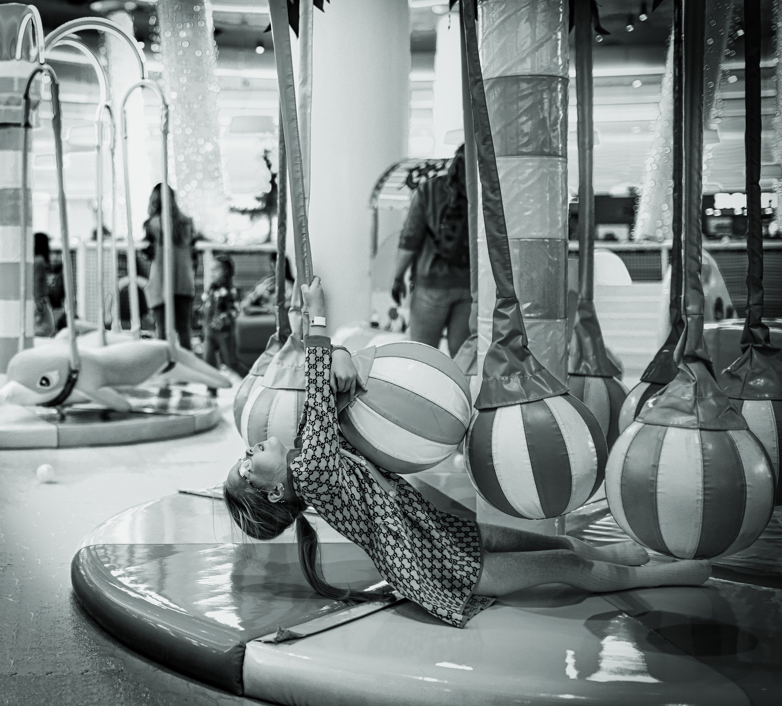 В магазине. Фотограф репортажей и стритфотосессий в Москве Людмила Смирнова