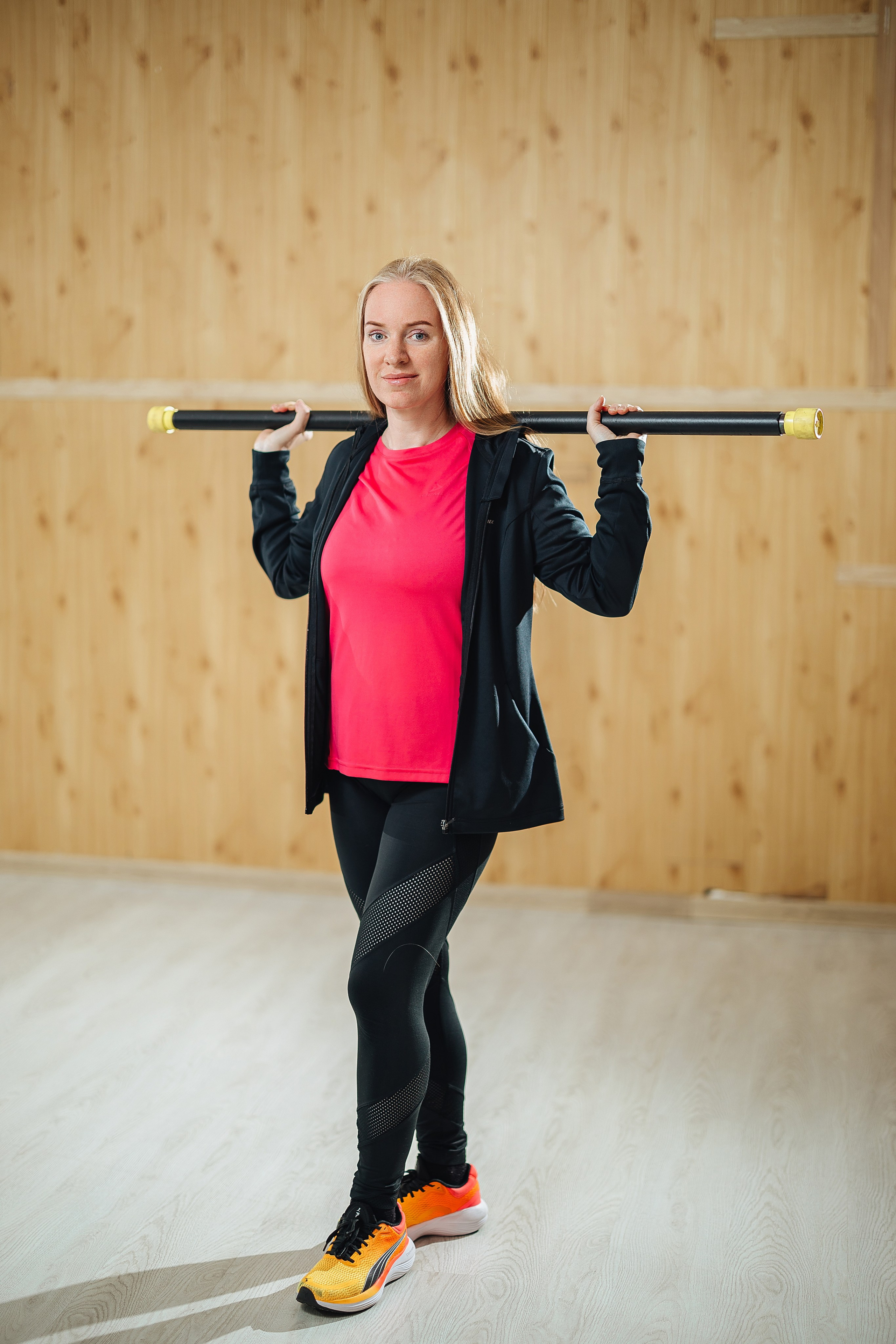 Ольга и Оксана тренера фитнес-зала «Импульс». Александр Антонов. Профессиональный свадебный, репортажный фотограф в Москве, Подольске. Фото+Видео на любой праздник