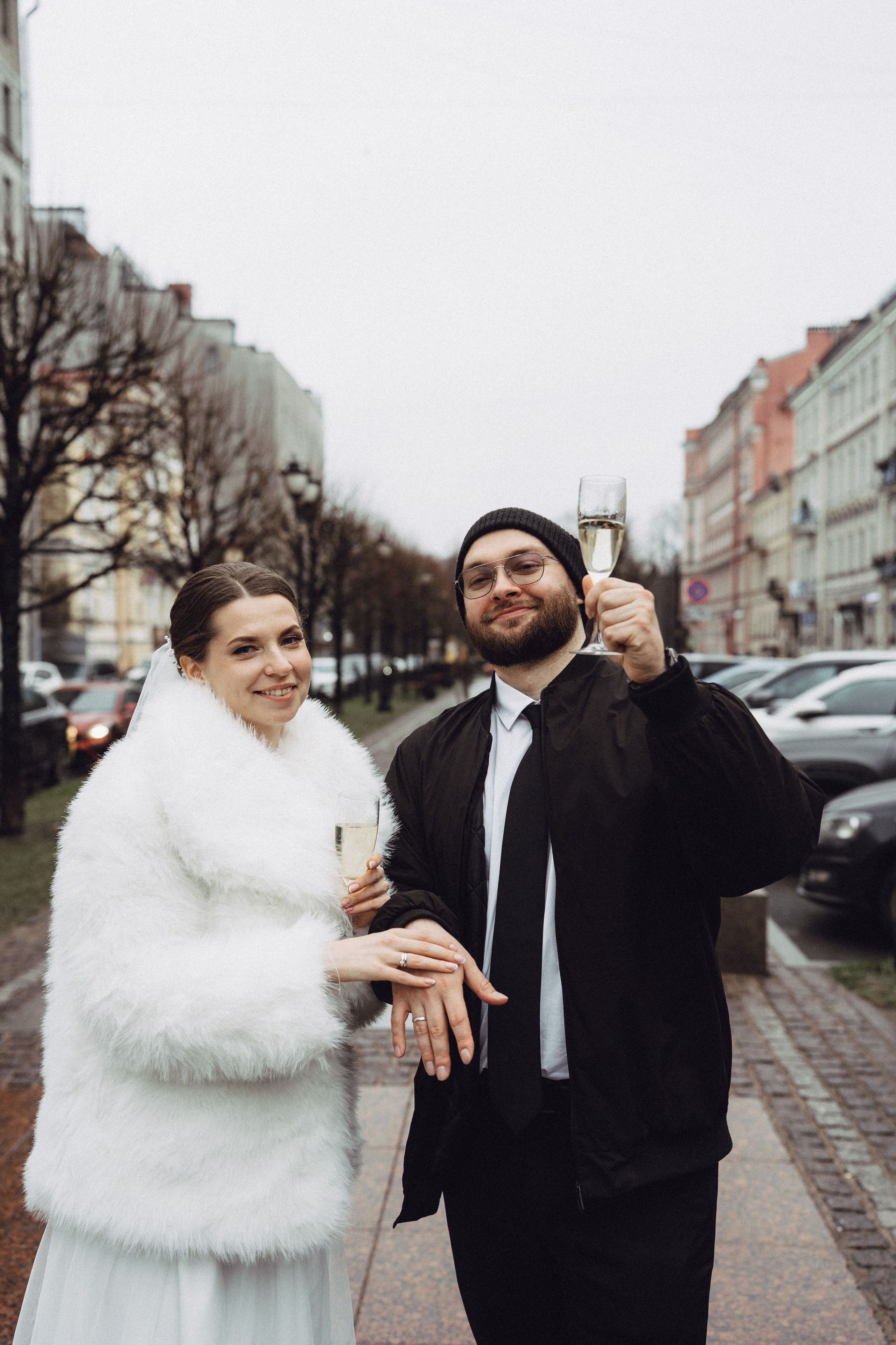 СВАДЕБНАЯ СЬЕМКА ВО ВТОРОМ ДВОРЦЕ (ДЕКАБРЬ) ТАКЖЕ СЬЕМКА В СТУДИИ НА ЧЕРНЫШЕВСКОЙ. Профессиональный фотограф, Санкт-Петербург — Виктория Богомолова