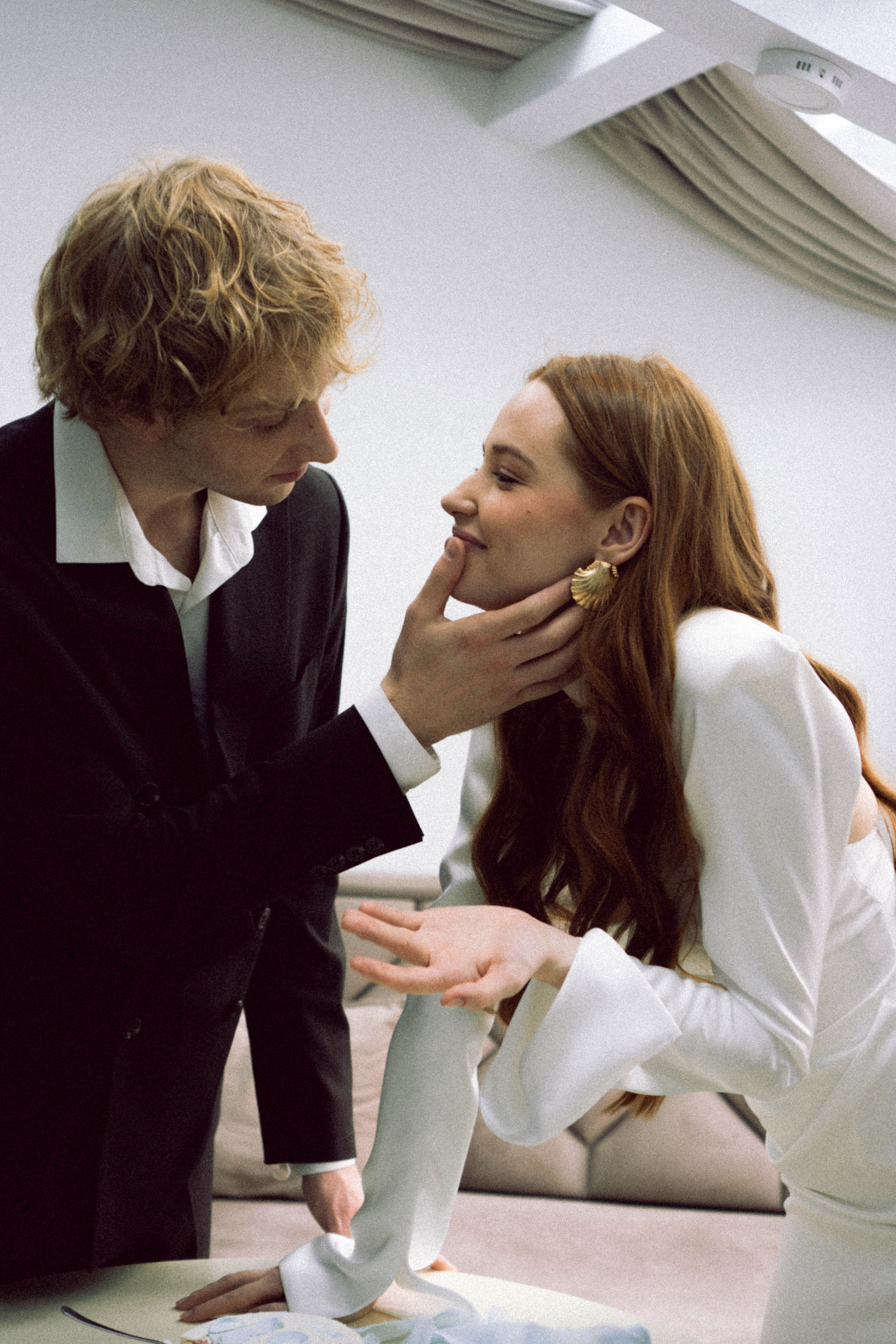 СВАДЕБНАЯ СЬЕМКА В ОТЕЛЕ. СБОРЫ ЖЕНИХА И НЕВЕСТЫ И ТАКЖЕ ТОР И ПОДГОТОВКА К ПРОГУЛКЕ. Профессиональный фотограф, Санкт-Петербург — Виктория Богомолова