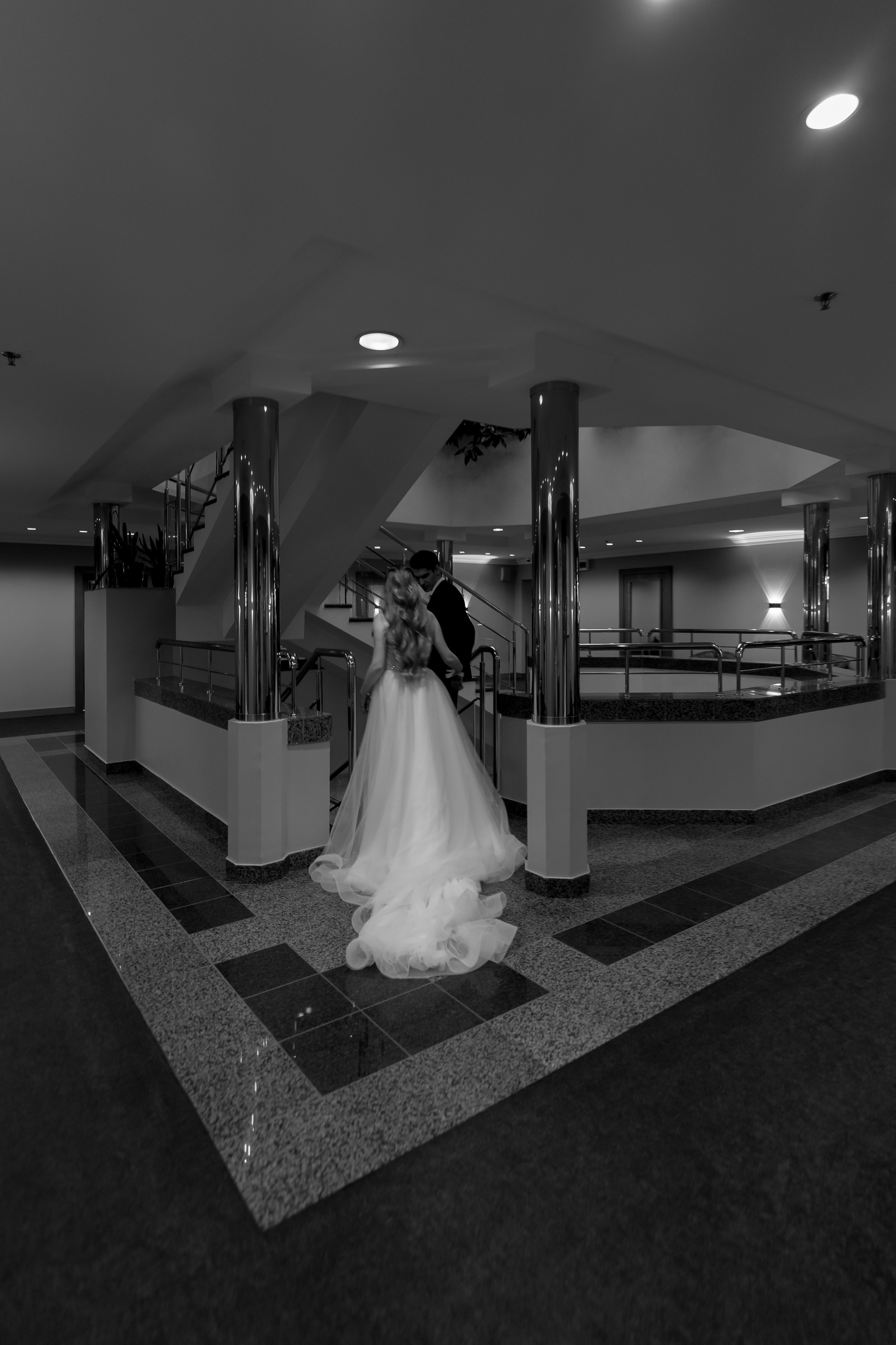 СВАДЕБНАЯ СЬЕМКА СБОРОВ В ОТЕЛЕ И ВЫЕЗД НА ЦЕРЕМОНИЮ (СНЯТО В СИБИРЕ В НИЖНЕВАРТОВСКЕ). Профессиональный фотограф, Санкт-Петербург — Виктория Богомолова