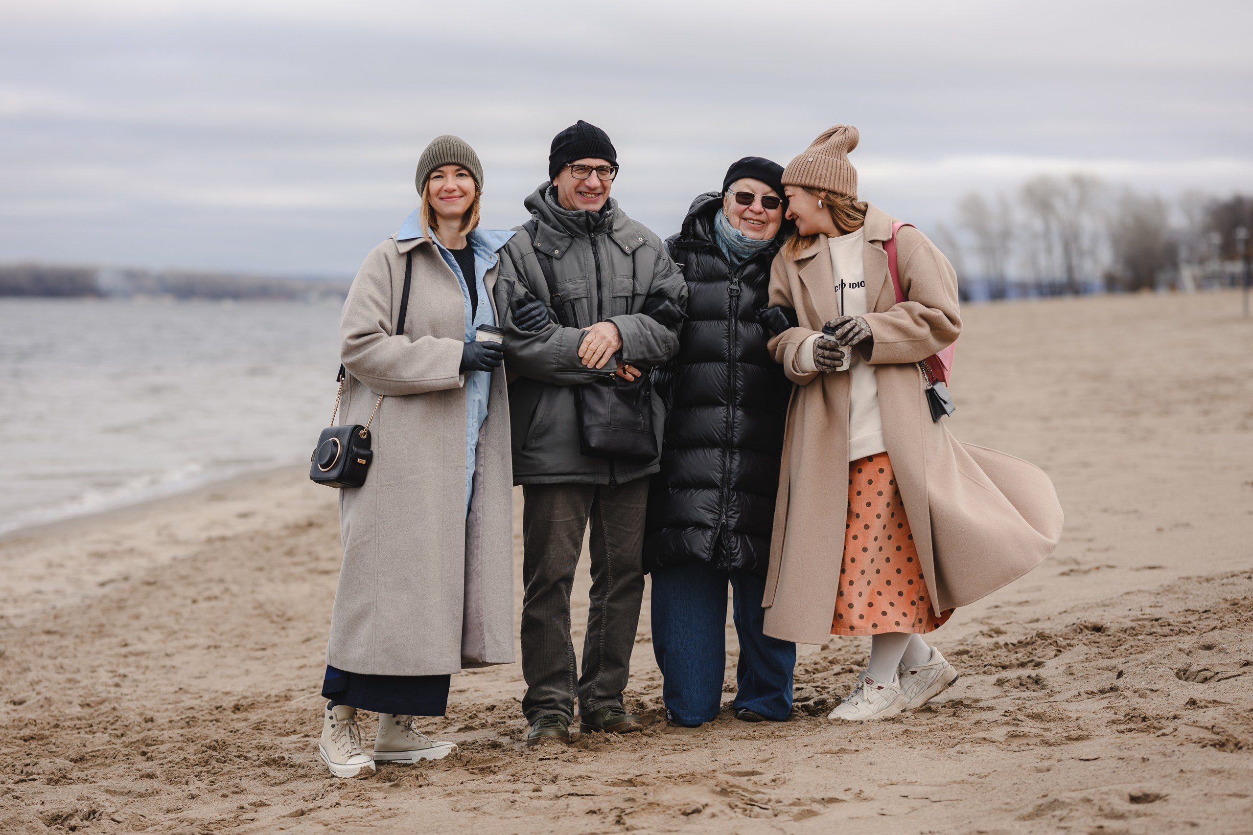 Семейная прогулка