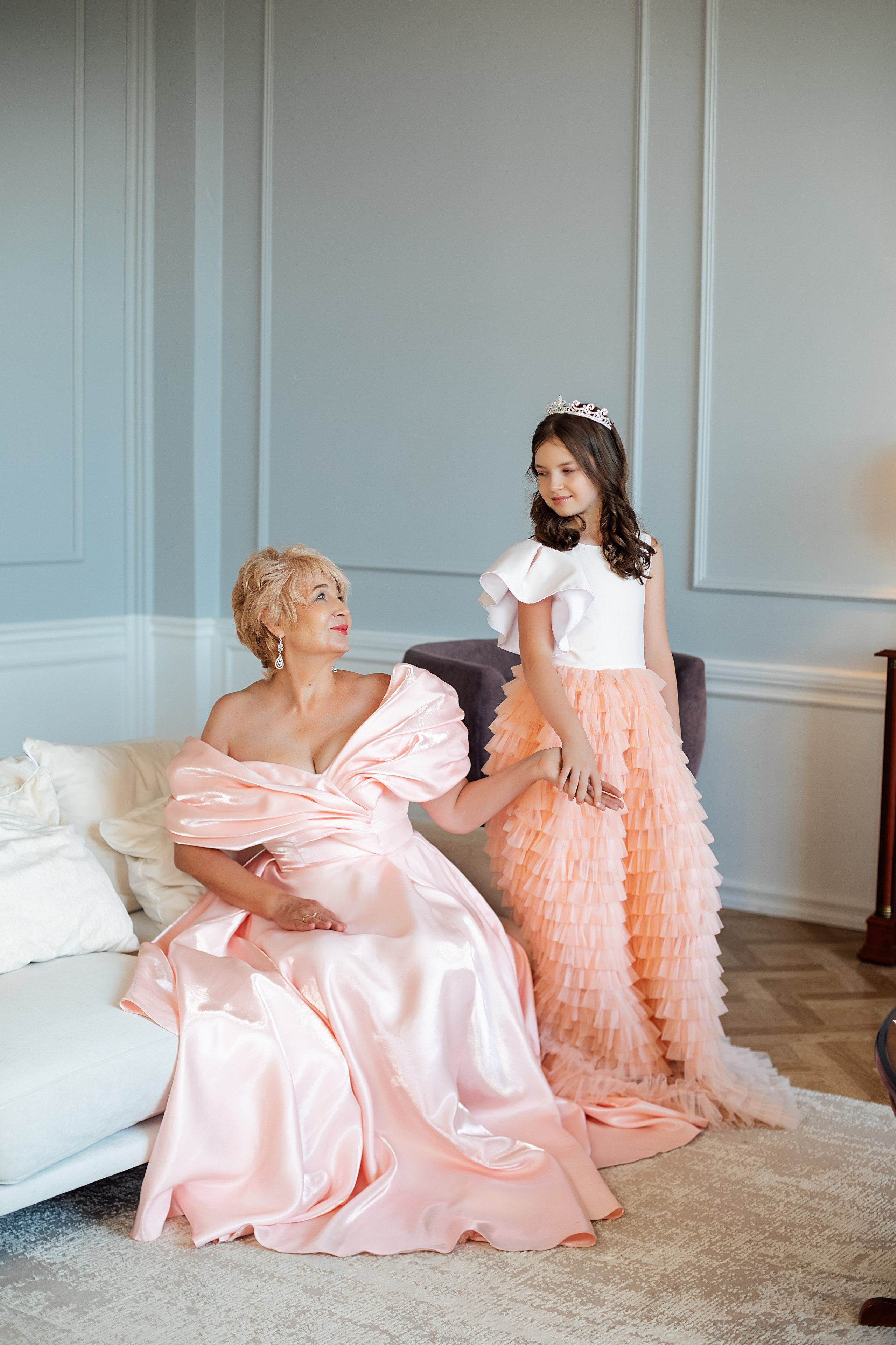 Бабушка с внучкой. Свадебный и семейный фотограф/видеограф в Краснодаре Наталья Осинская