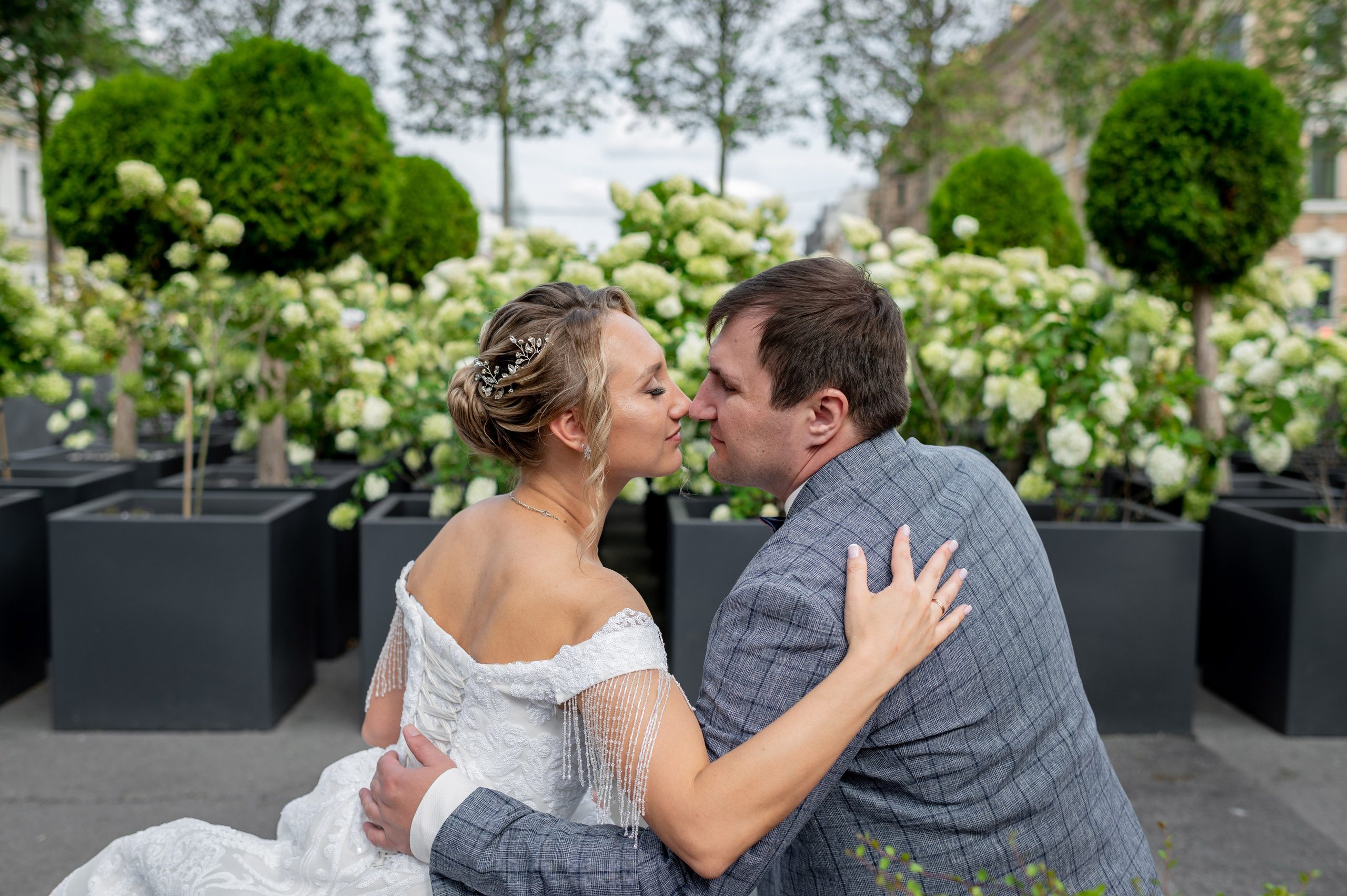 Анастасия и Игорь (фотосессия во Втором Дворце Бракосочетания, Польский сад, здание городской Ратуши). Портретный, семейный и свадебный фотограф в Санкт-Петербурге и в Пушкине Ширяев Денис