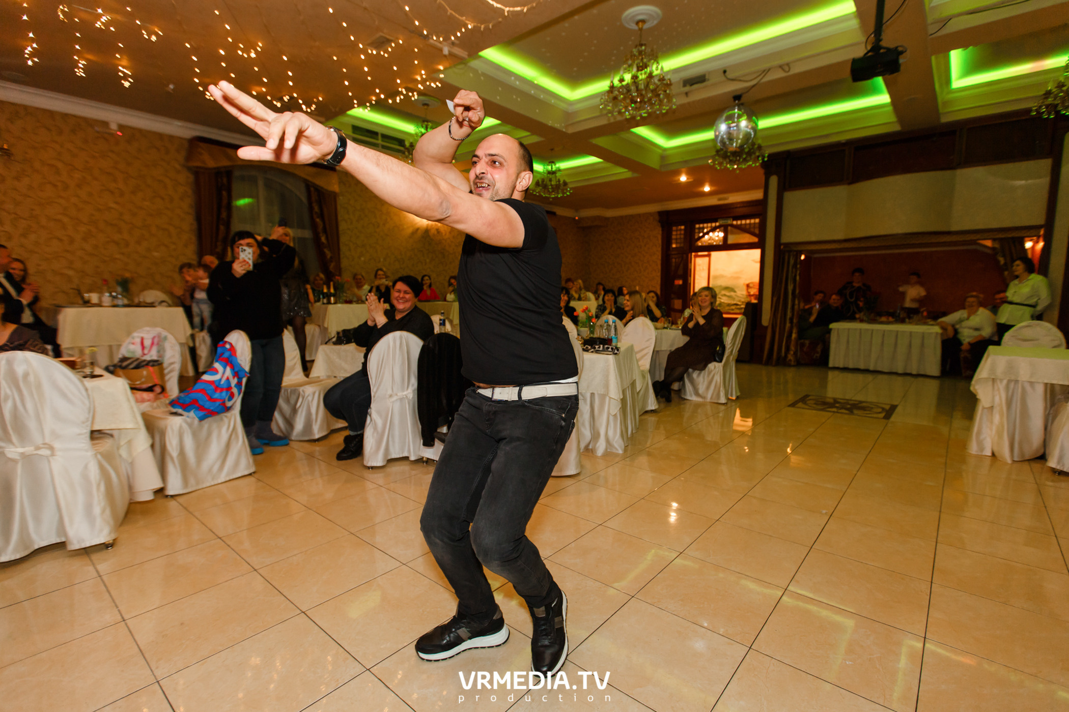 Международный женский день в ресторане «Лазурный Берег»