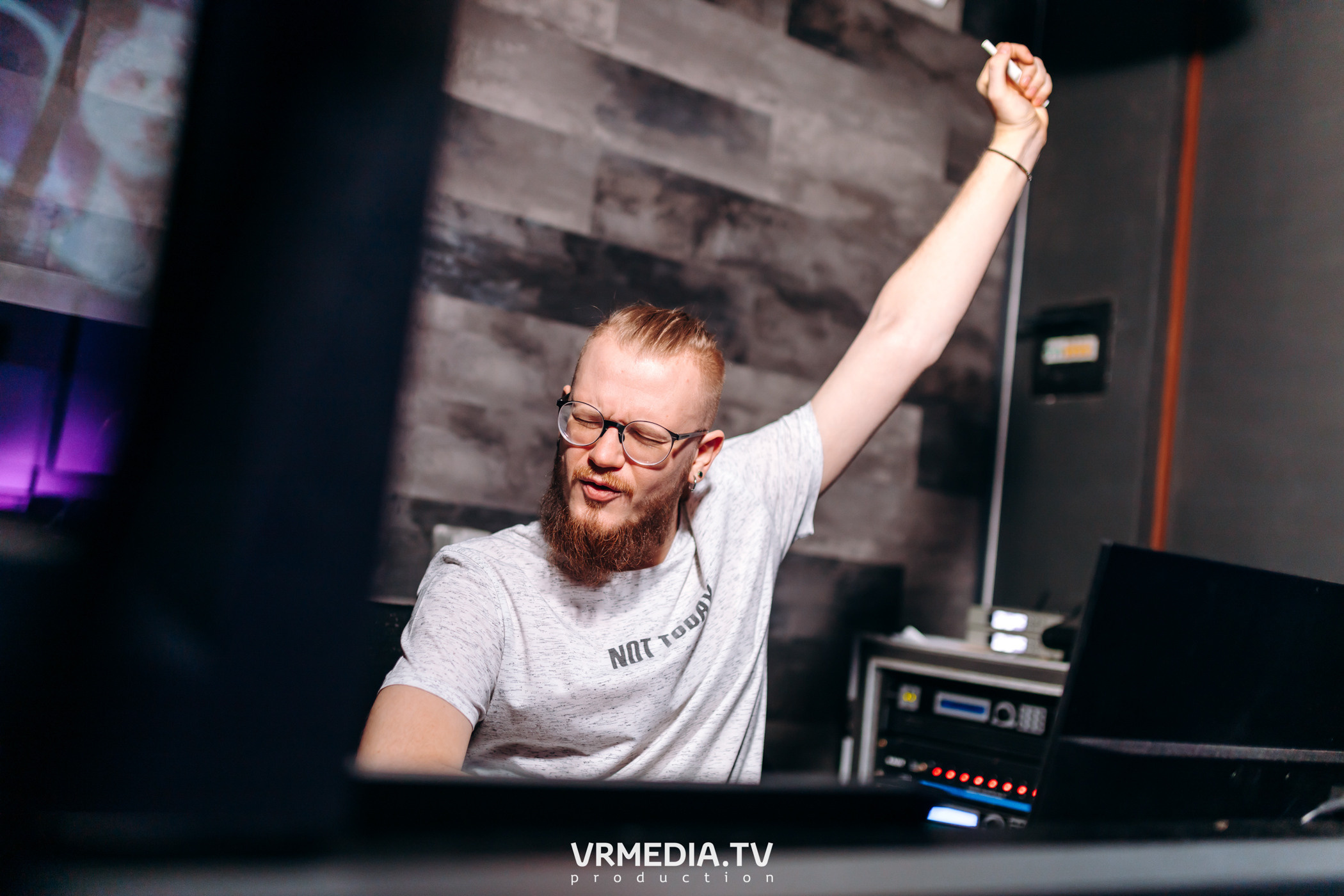 Выходные в ночном клубе «ЭФИР»