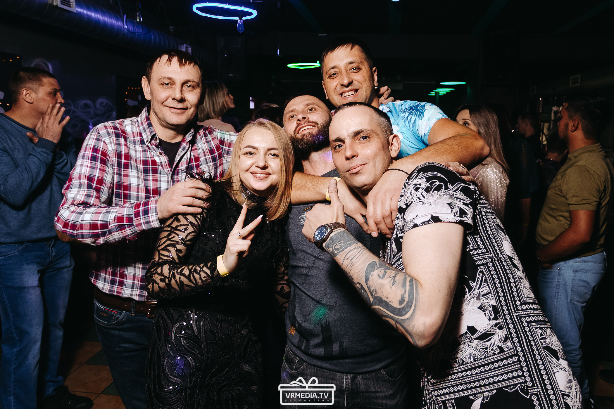 Новогодняя вечеринка в баре «BORODA»