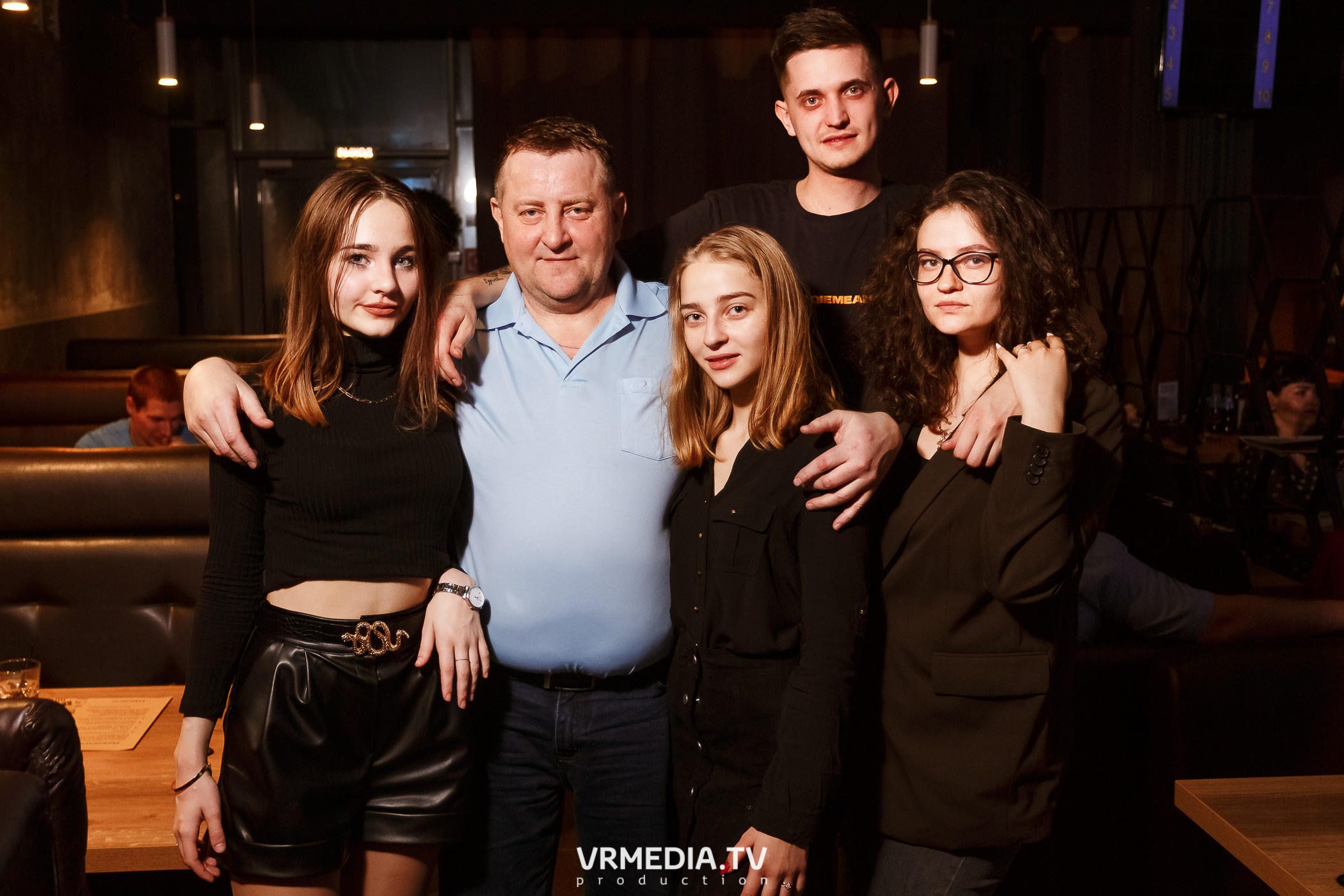 Выходные в баре «DOSKI»