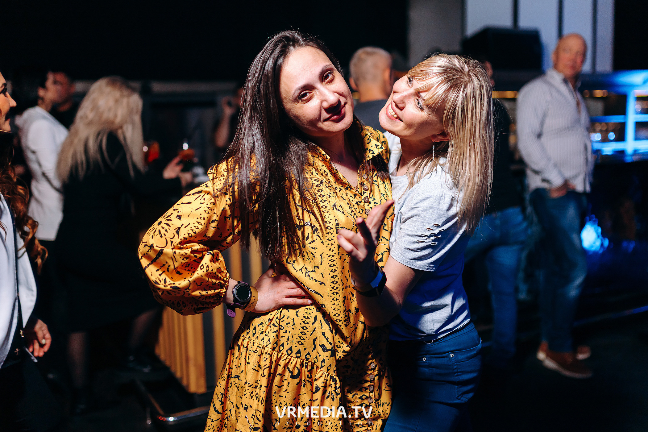 Live Broadcast в ночном клубе «ЭФИР»