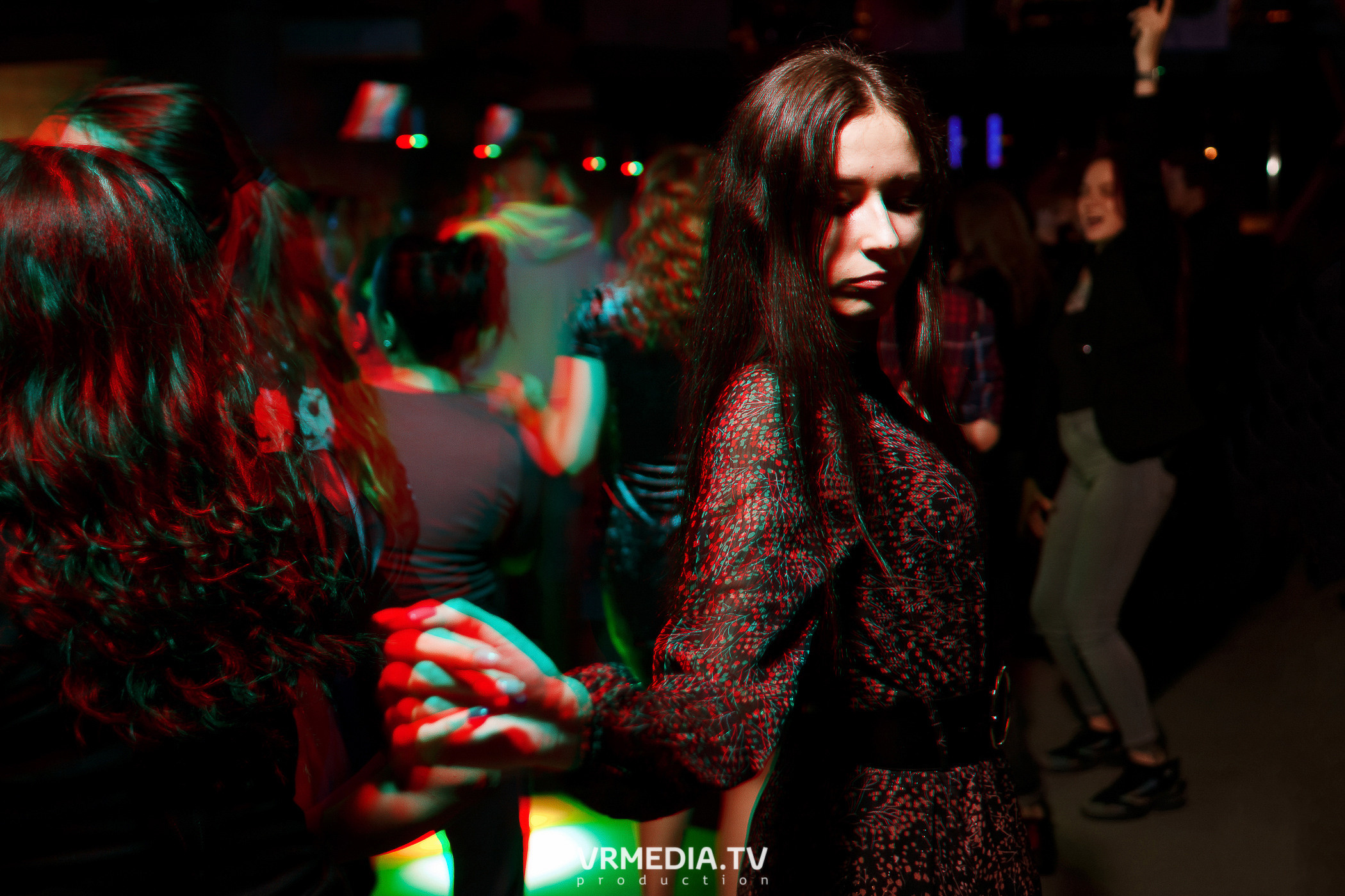 Выходные в баре «DOSKI»