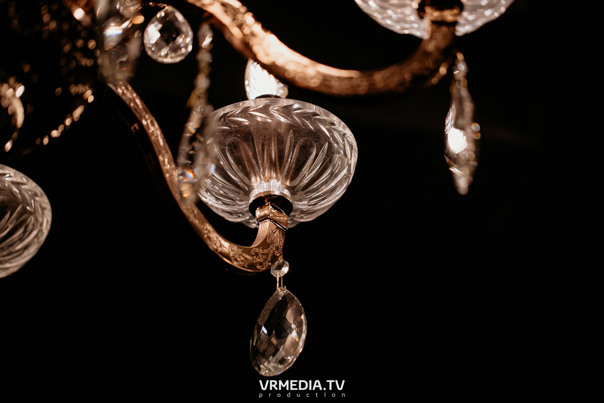 Международный женский день в караоке-баре «Volna»