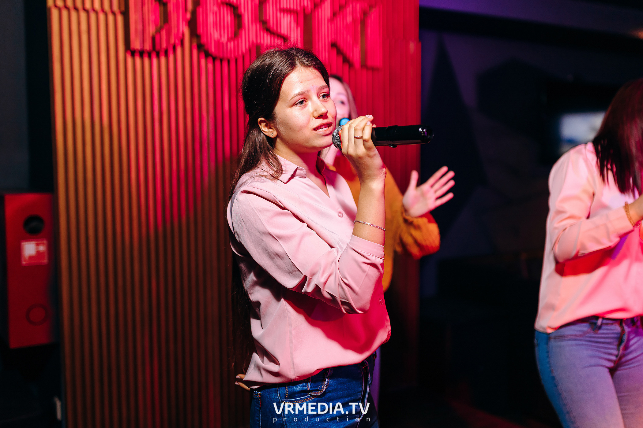 Выходные в баре «DOSKI»