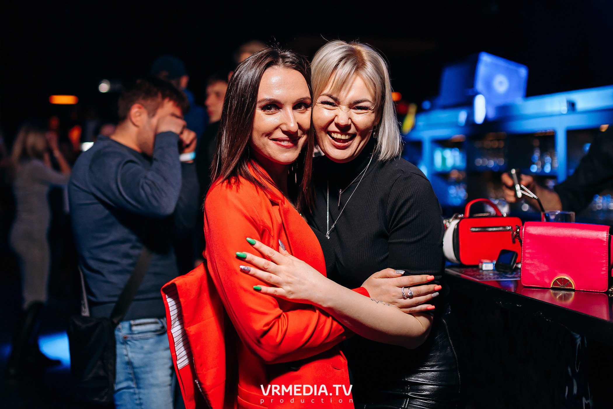 Live Broadcast в ночном клубе «ЭФИР»