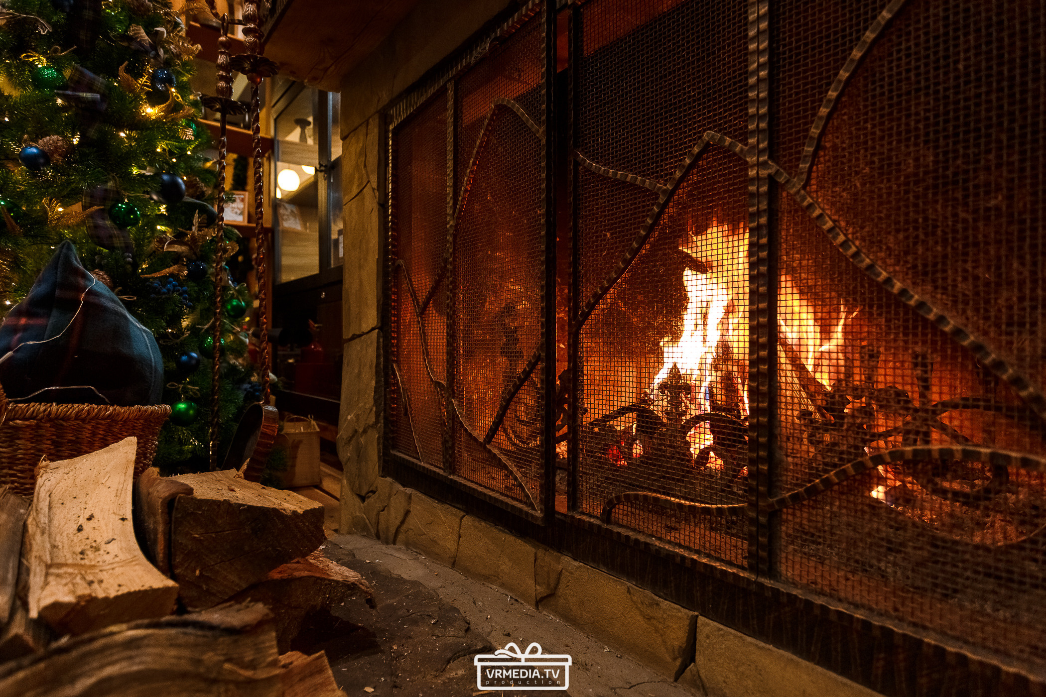 Новогодний вечер в «Alpen Club»