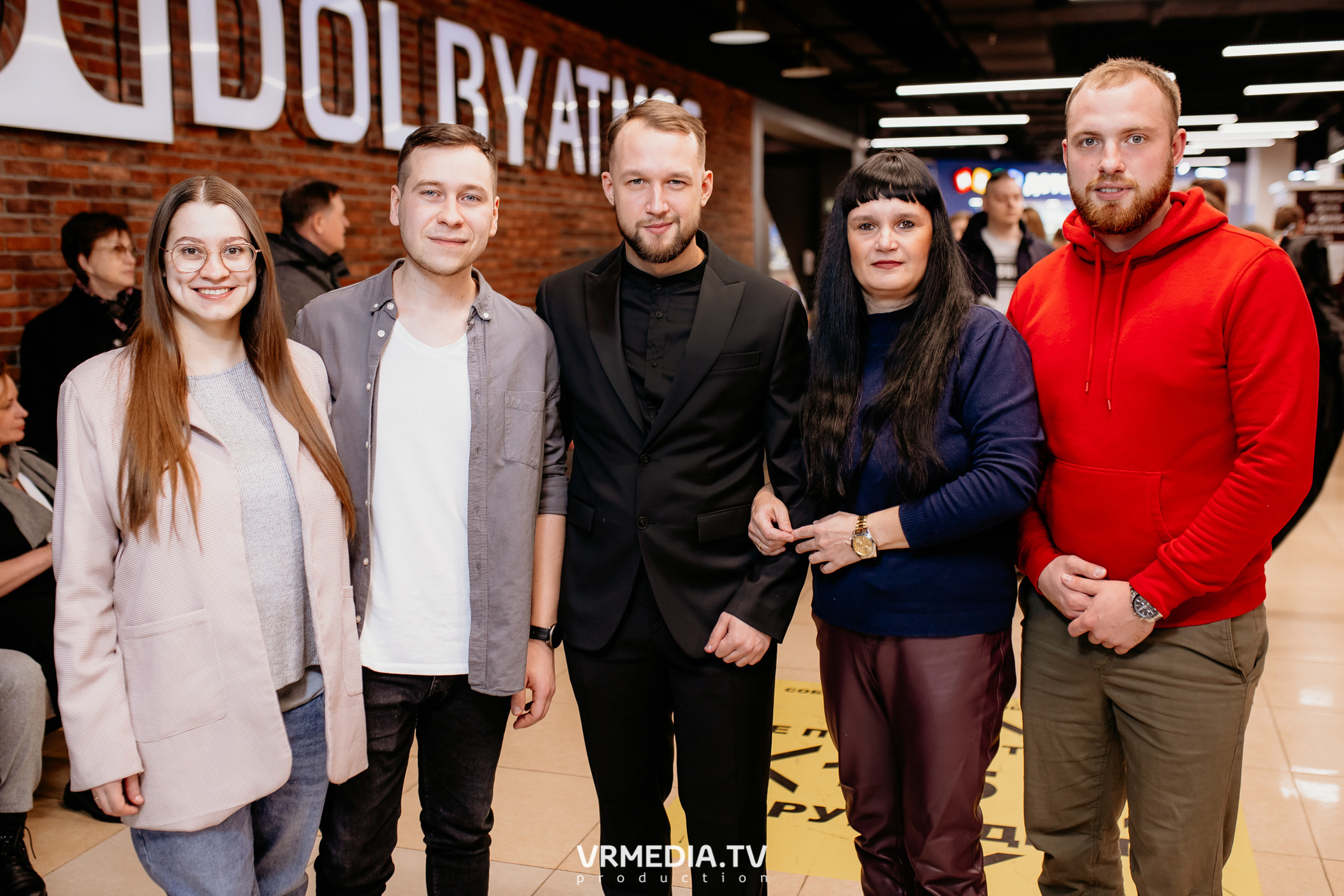 Премьера кемеровского художественного фильма «Чёрное эхо» в кинотеатре