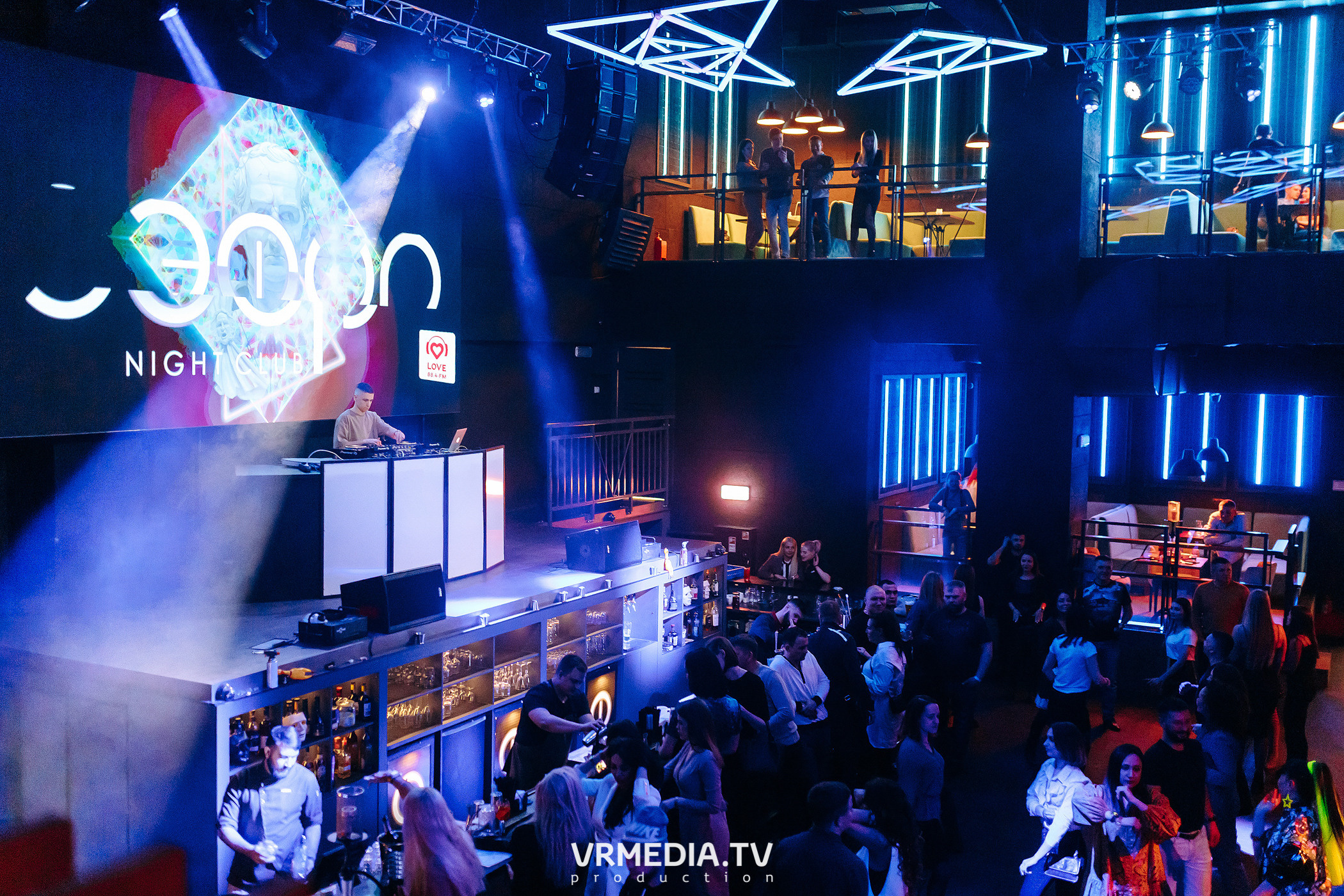 Live Broadcast в ночном клубе «ЭФИР»