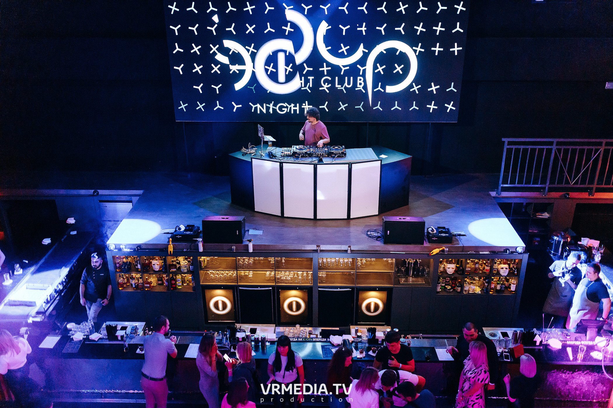 Live Broadcast в ночном клубе «ЭФИР»