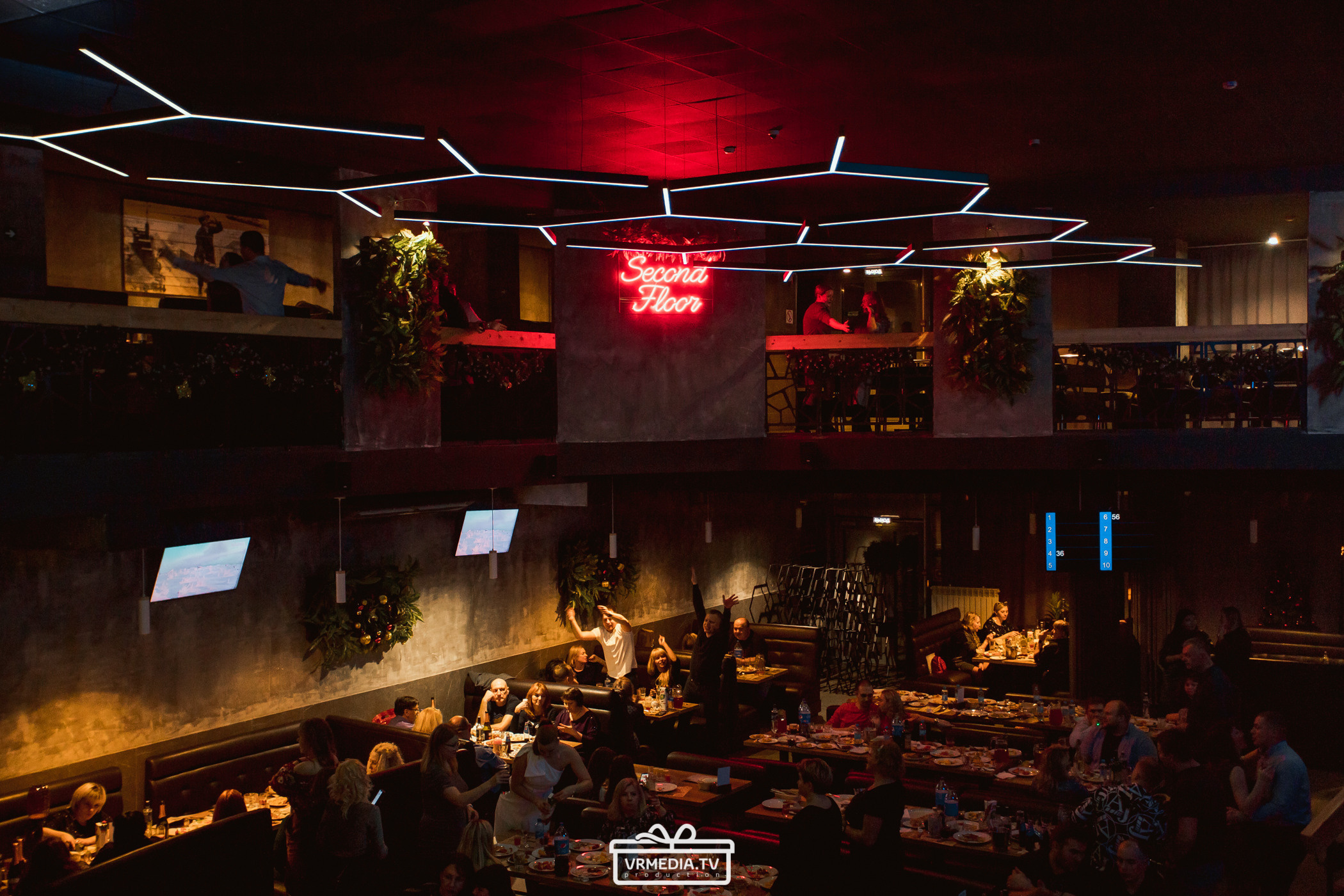 Новогодний вечер в баре «DOSKI»