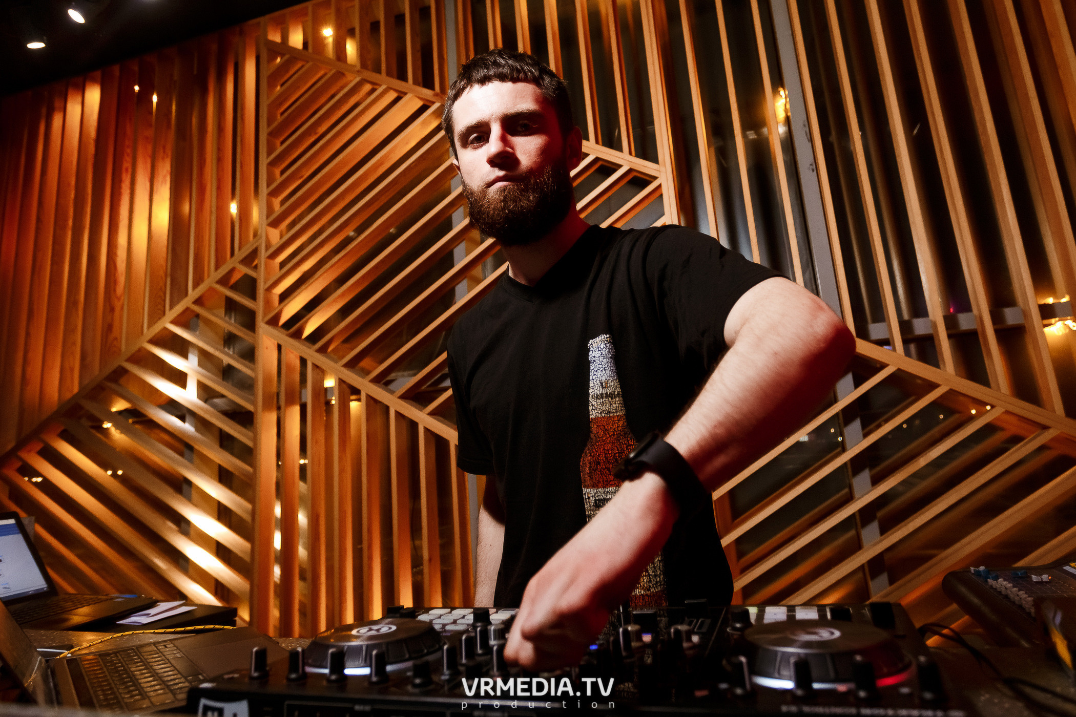 Выходные в баре «DOSKI»