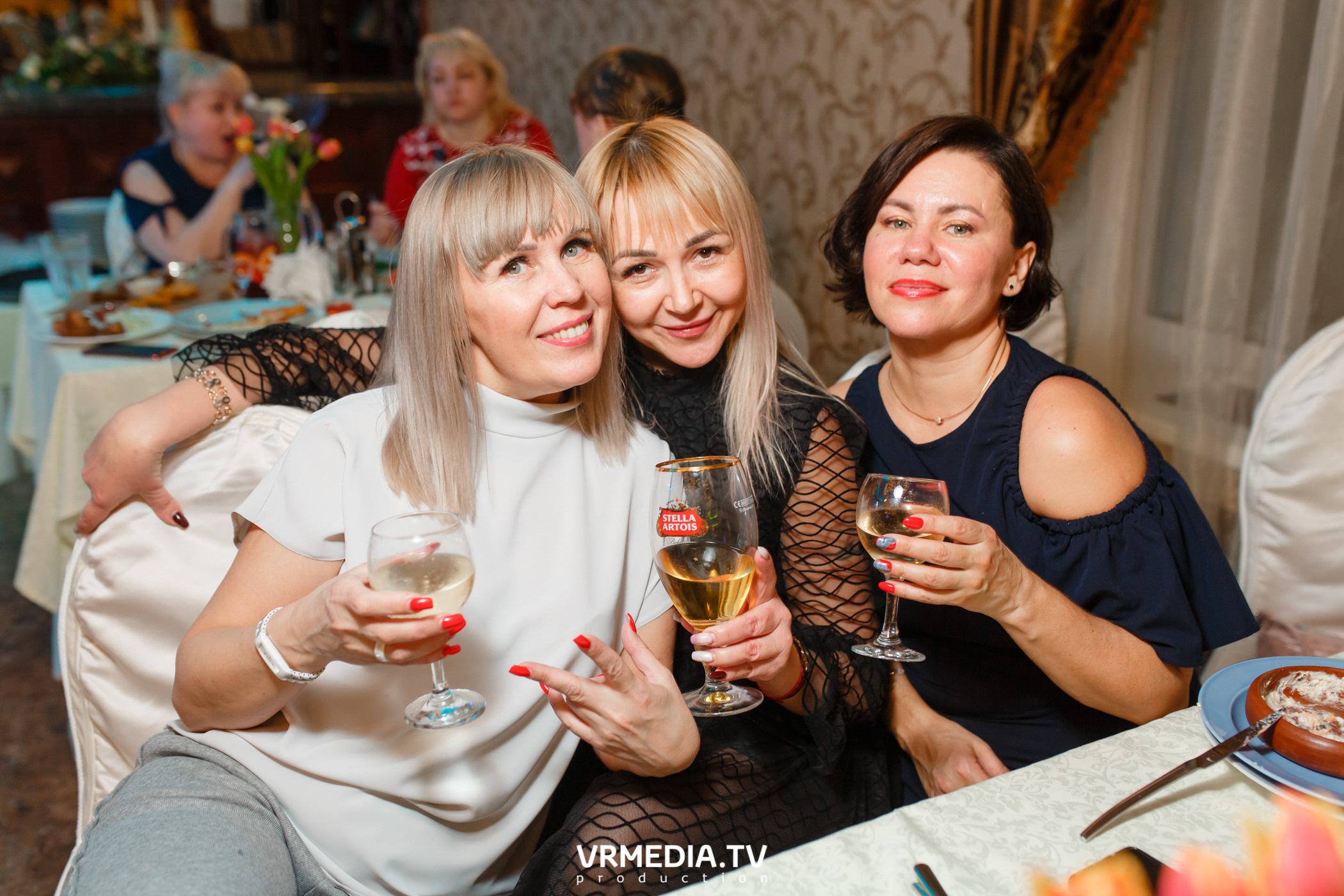 Международный женский день в ресторане «Лазурный Берег»