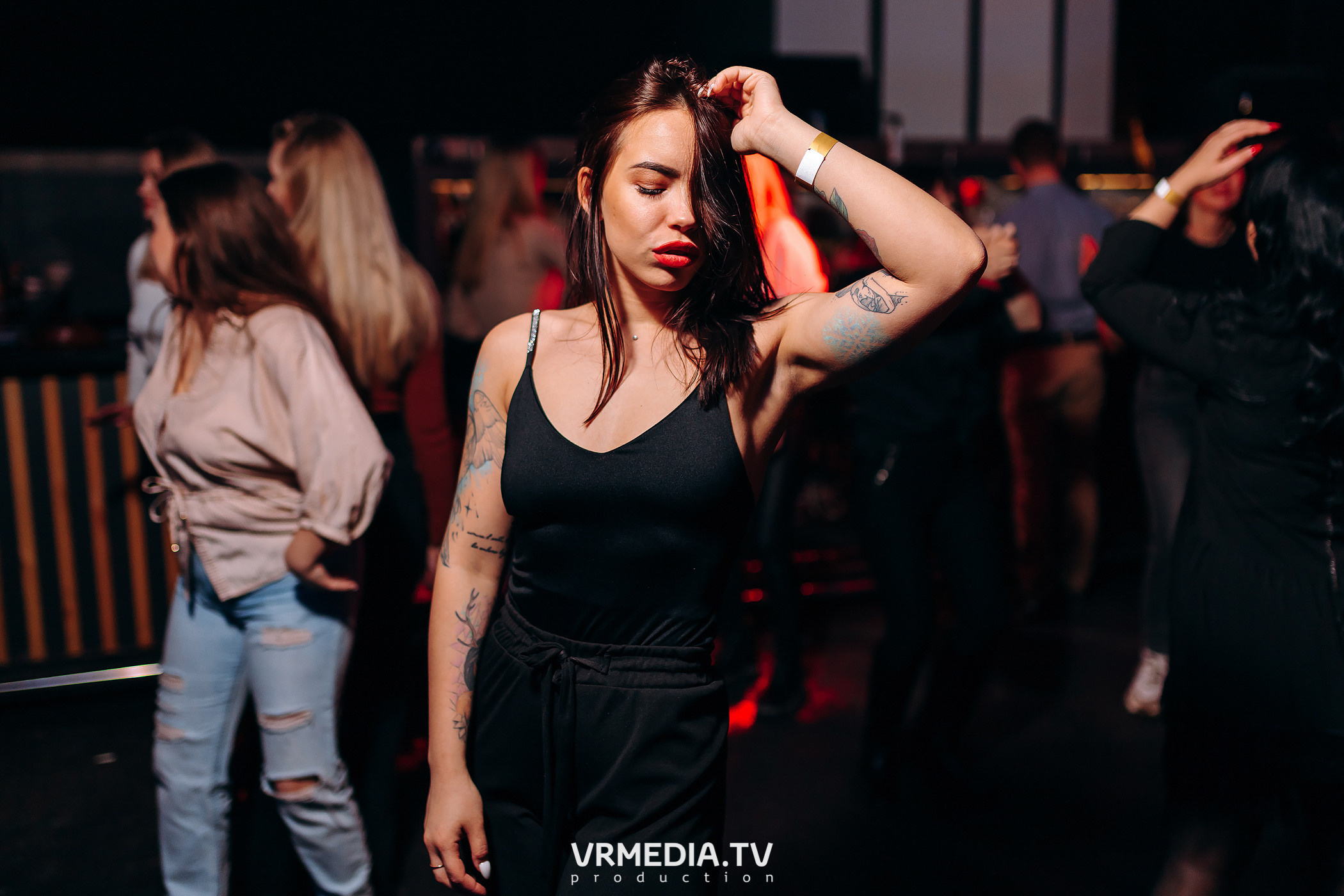 Live Broadcast в ночном клубе «ЭФИР»