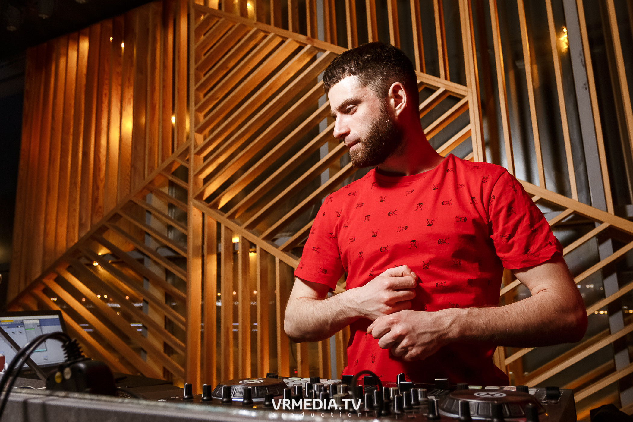 Выходные в баре «DOSKI»