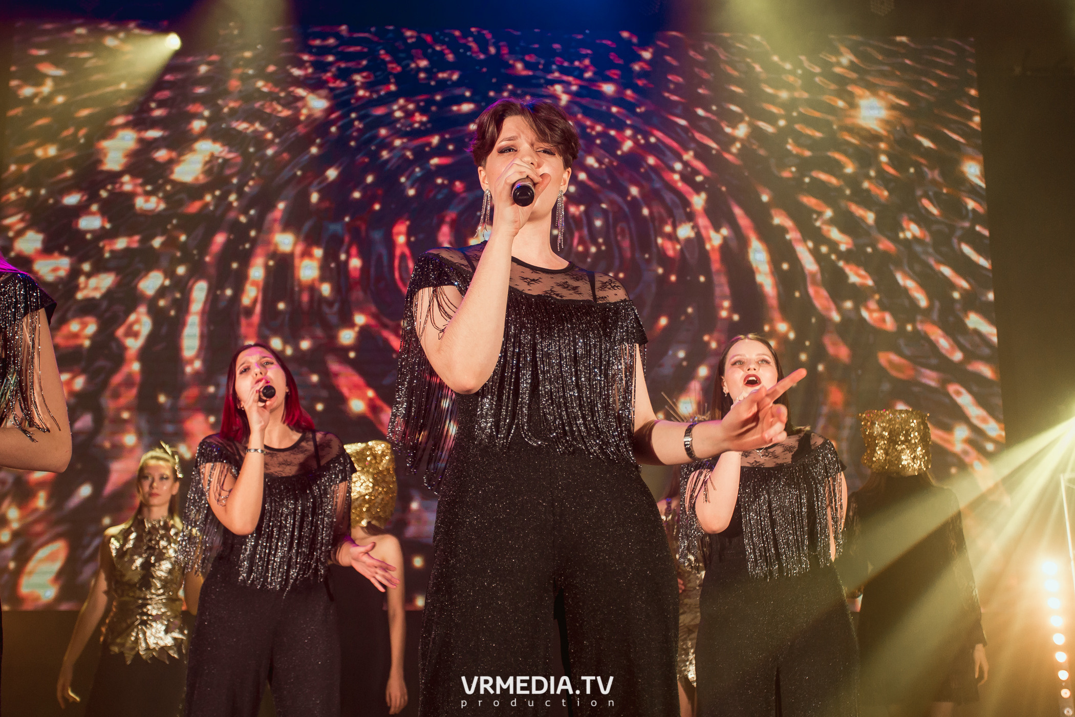 Гала-концерт фестиваля первокурсников «Давай Знакомиться» в КемГМУ