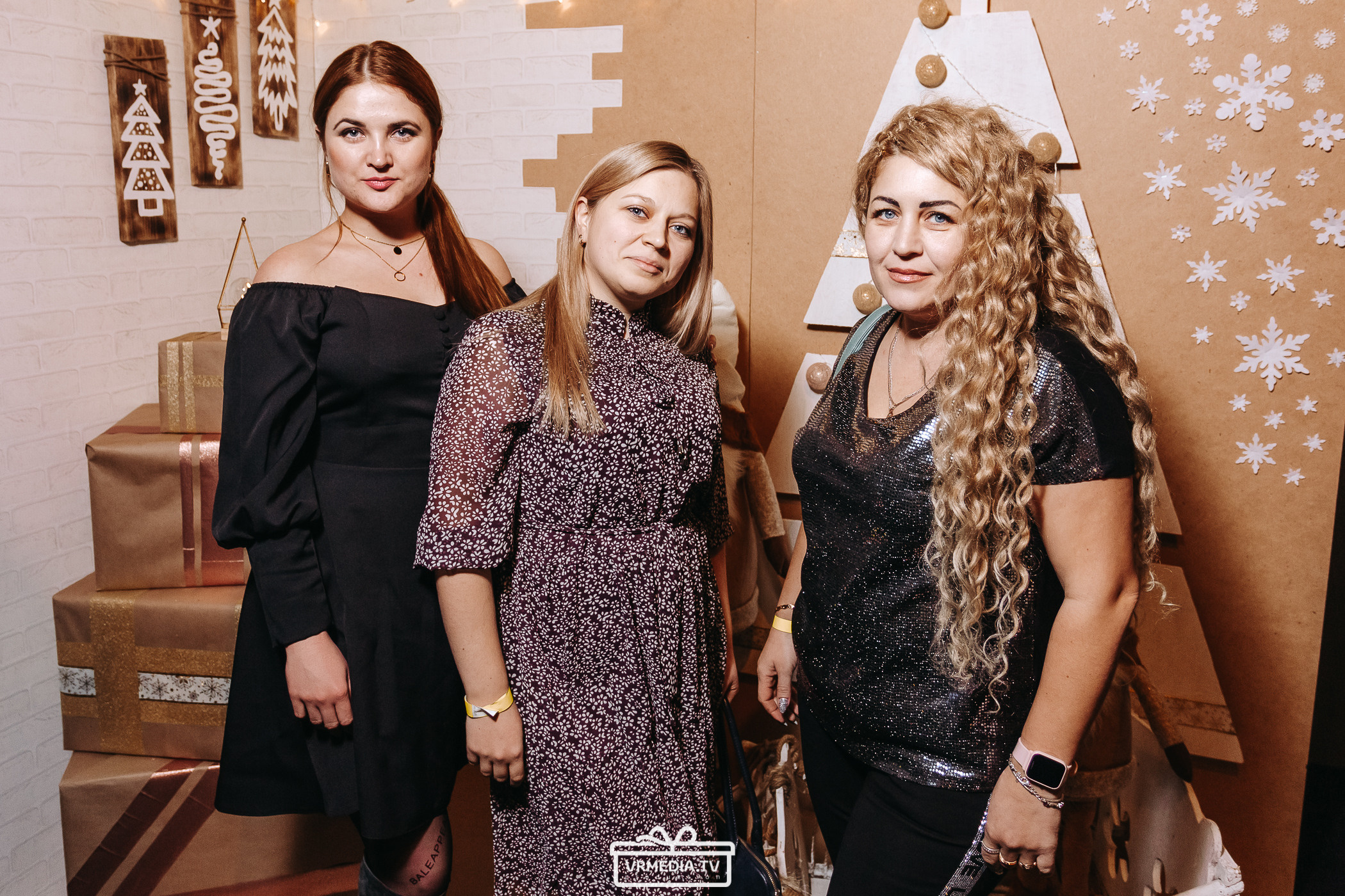 Новогодняя вечеринка в баре «BORODA»