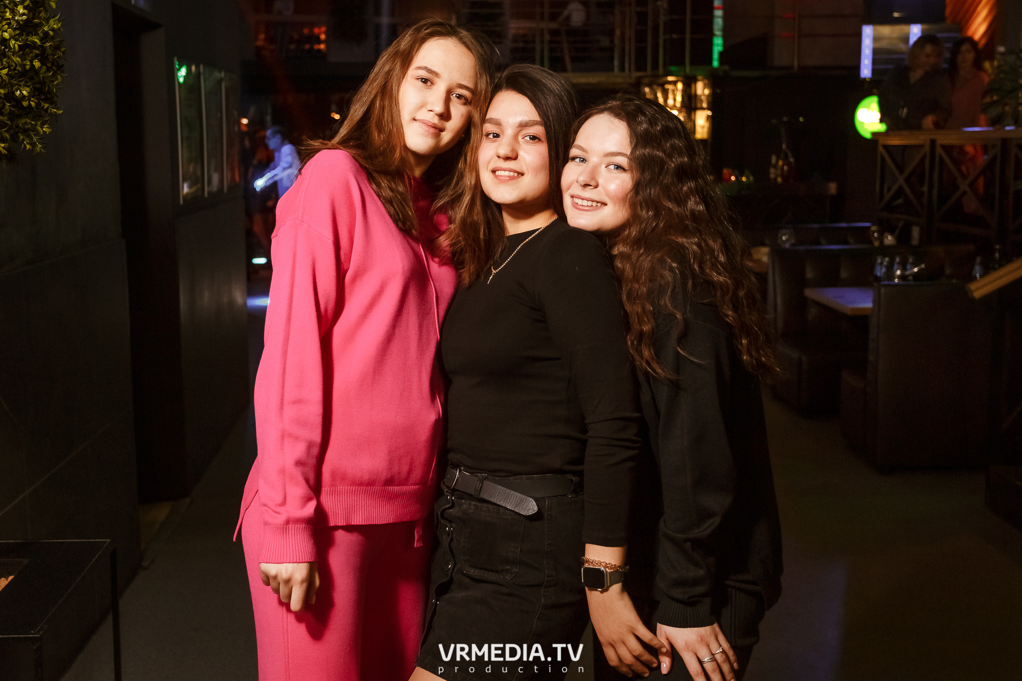 Выходные в баре «DOSKI»