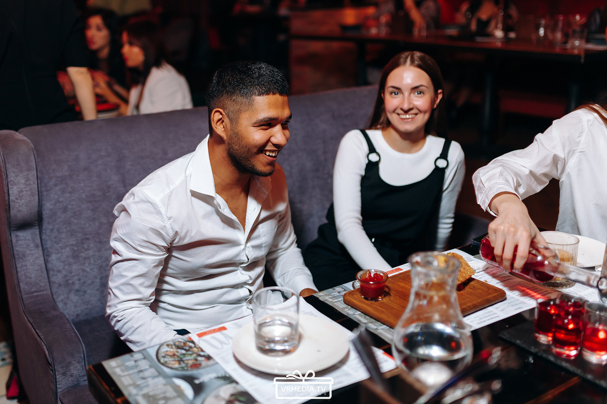 Новогодний вечер в баре «Milton»