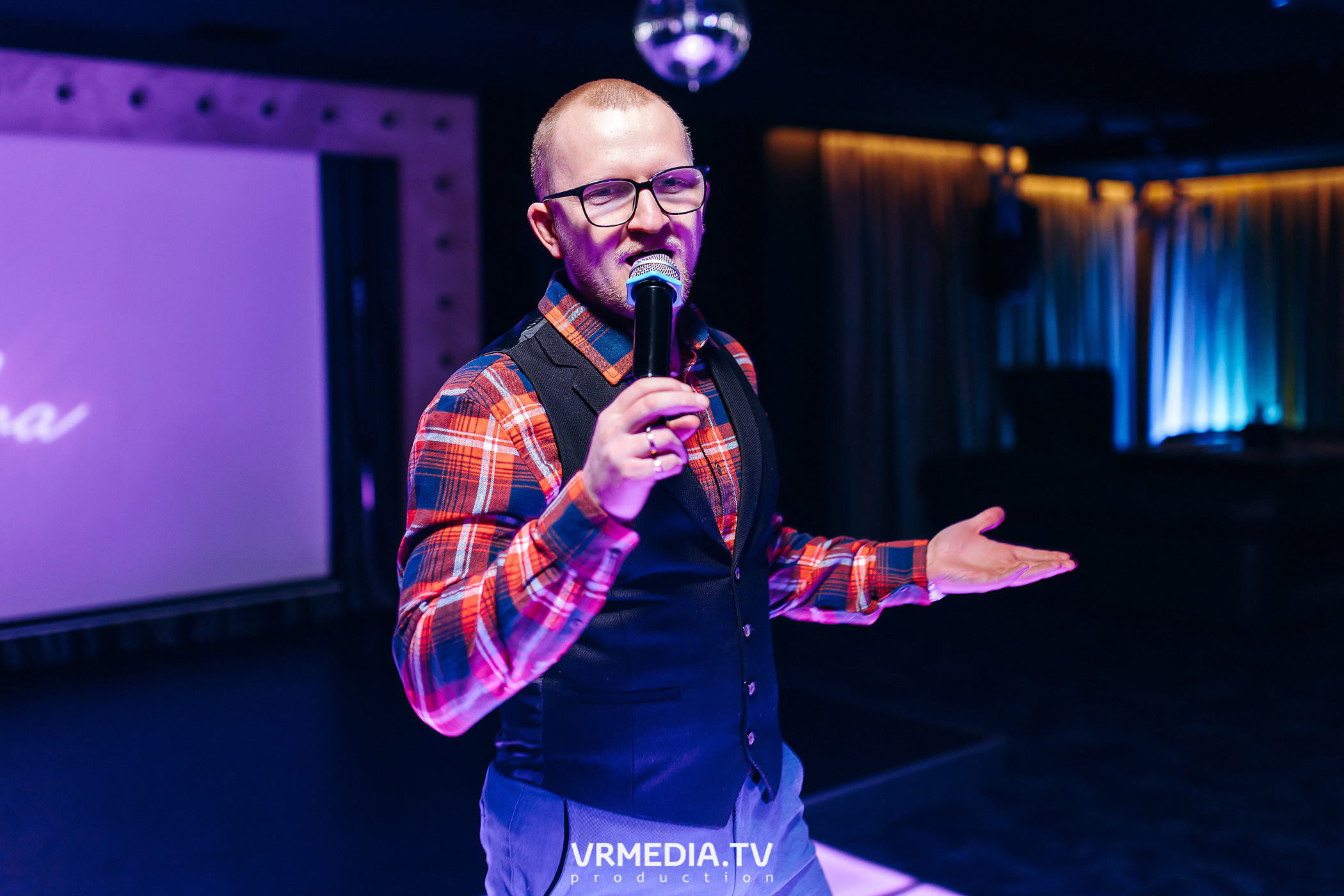 Старый новый год в караоке-баре «Volna»