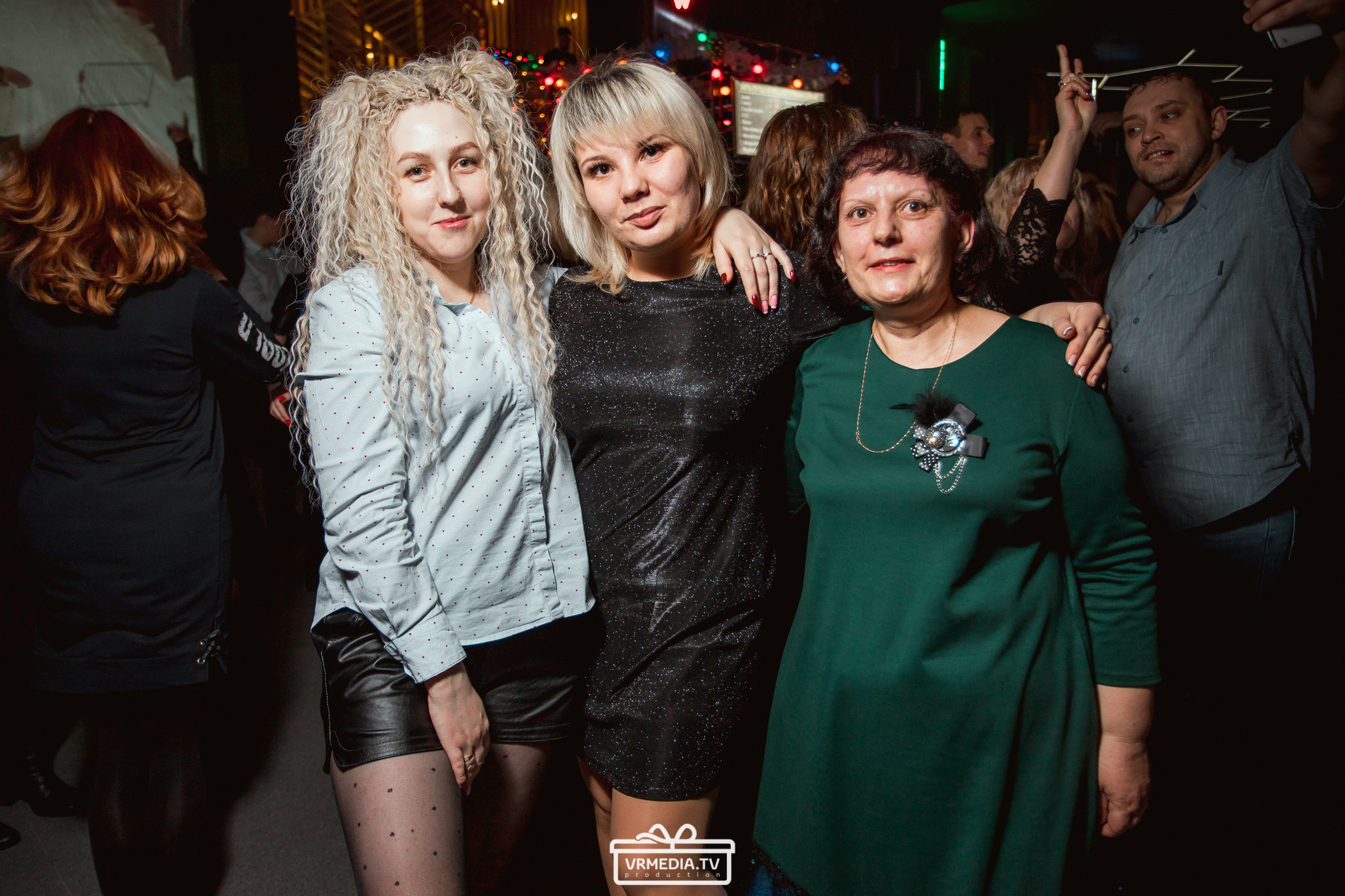 Новогодний вечер в баре «DOSKI»