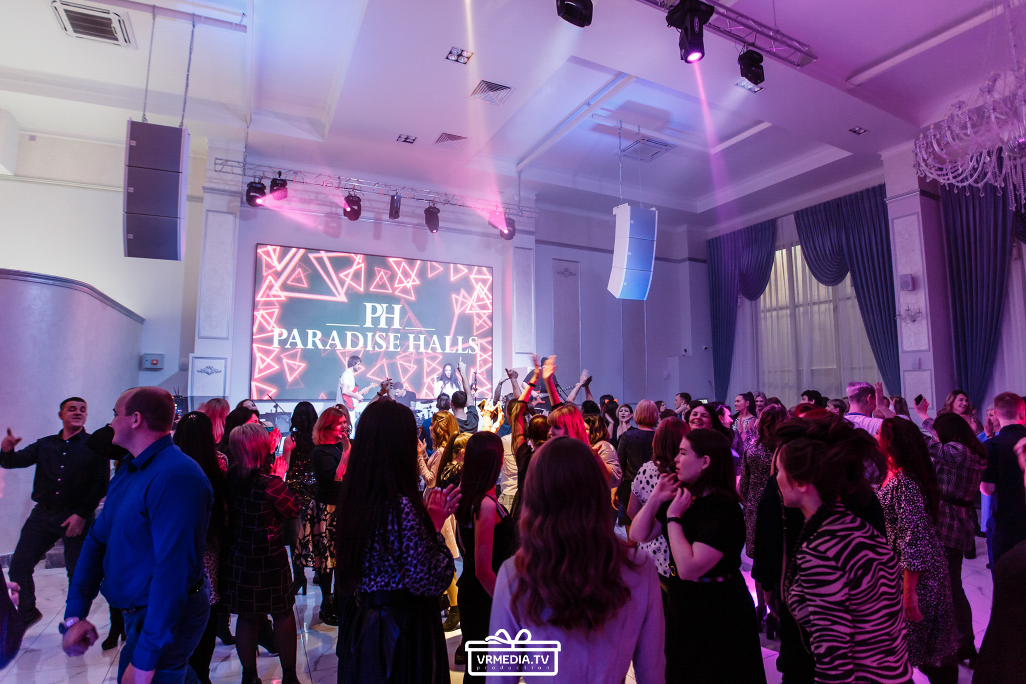 Новый год в ресторане «Paradise»