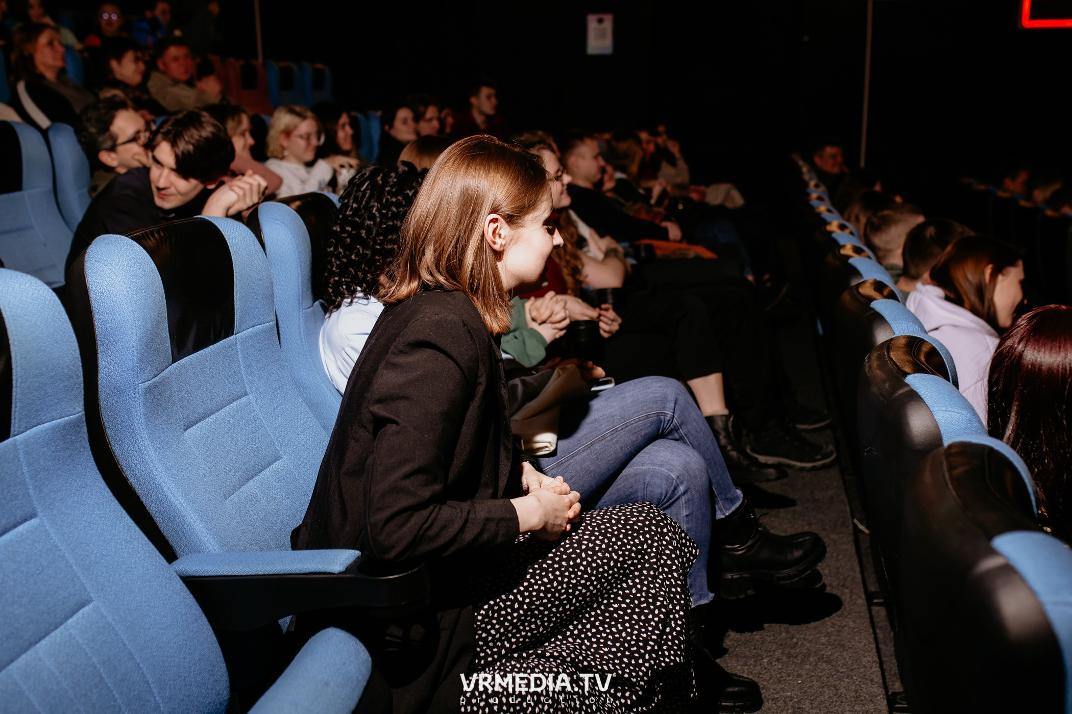 Премьера кемеровского художественного фильма «Чёрное эхо» в кинотеатре