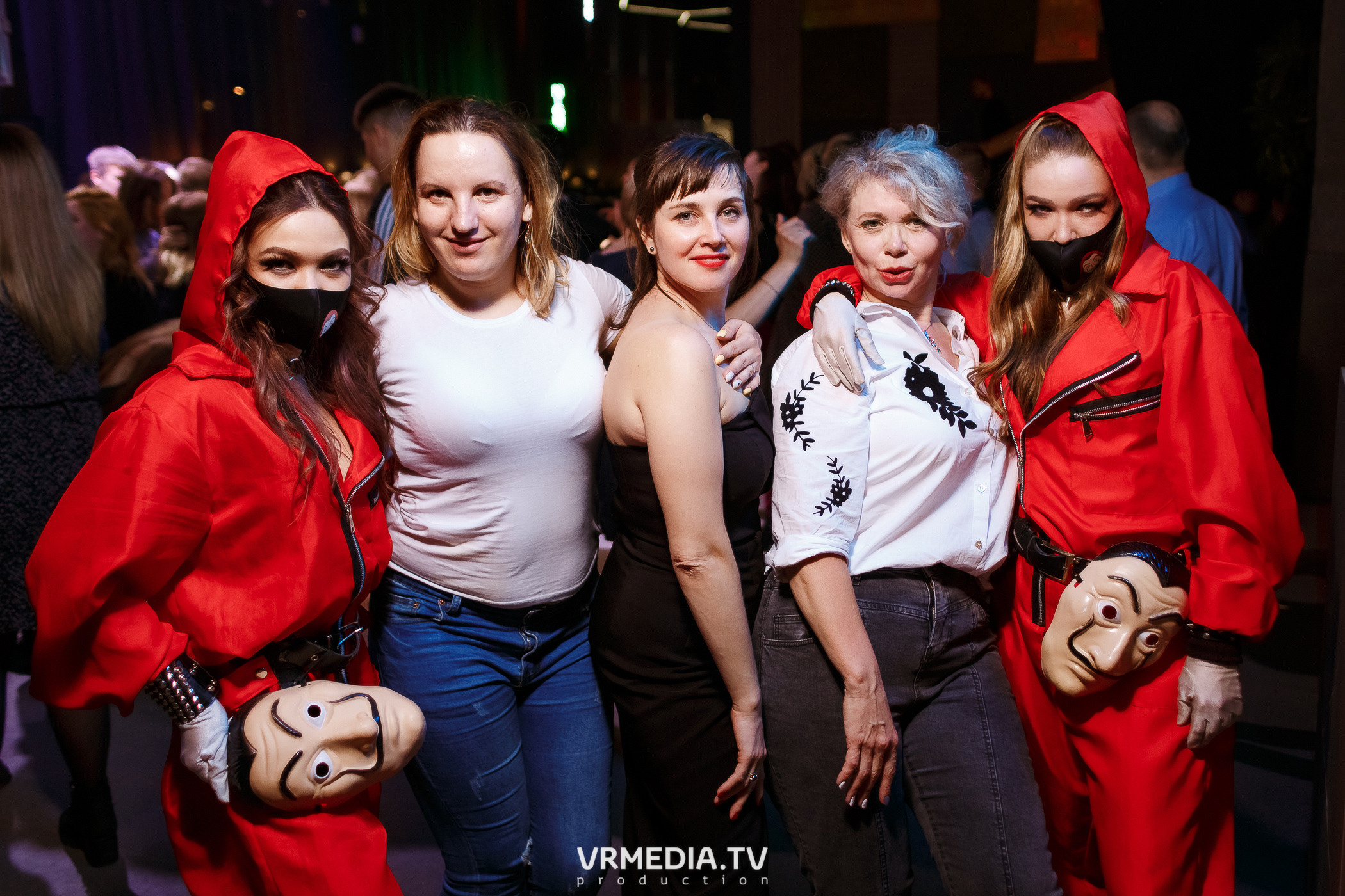 Выходные в баре «DOSKI»