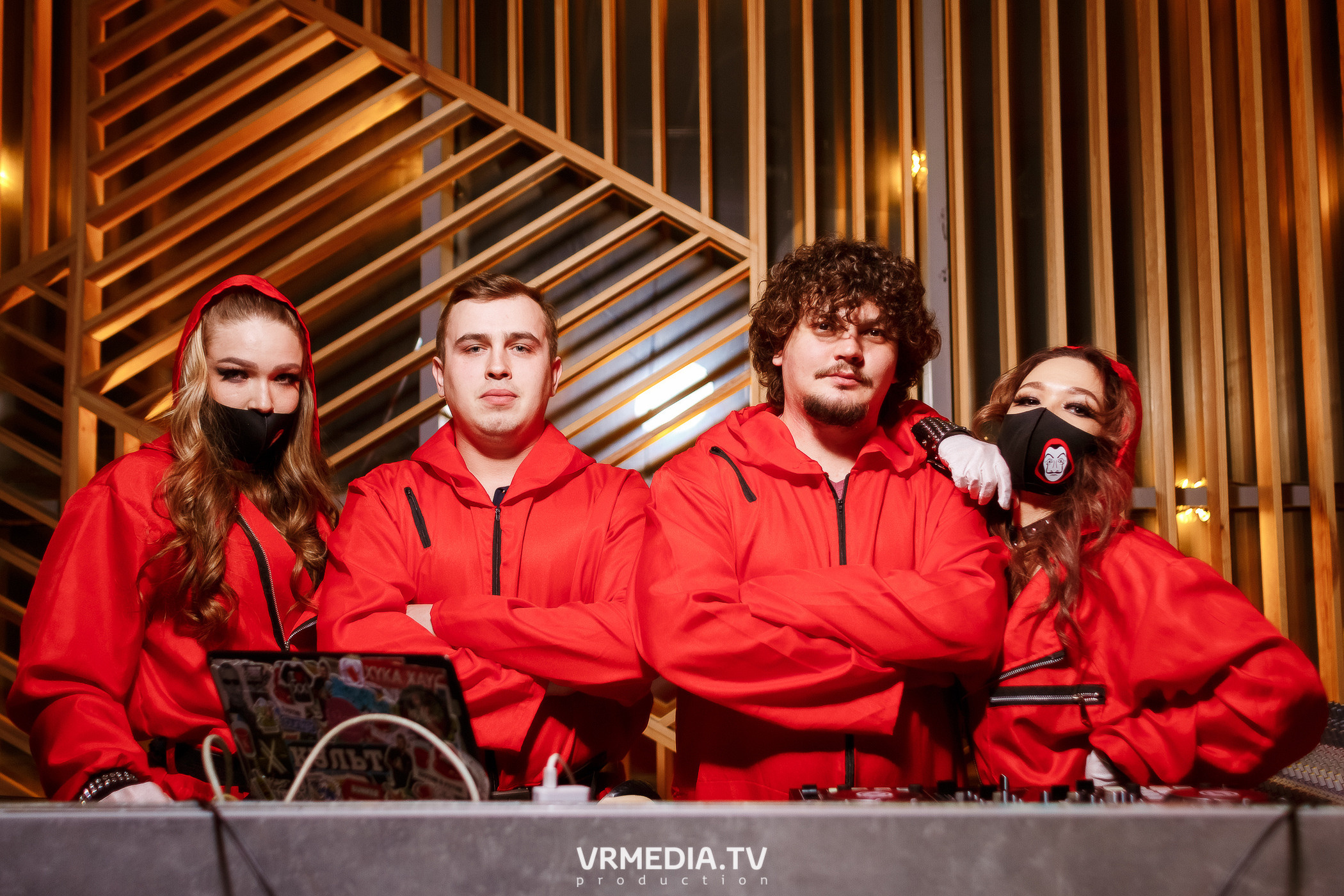 Выходные в баре «DOSKI»